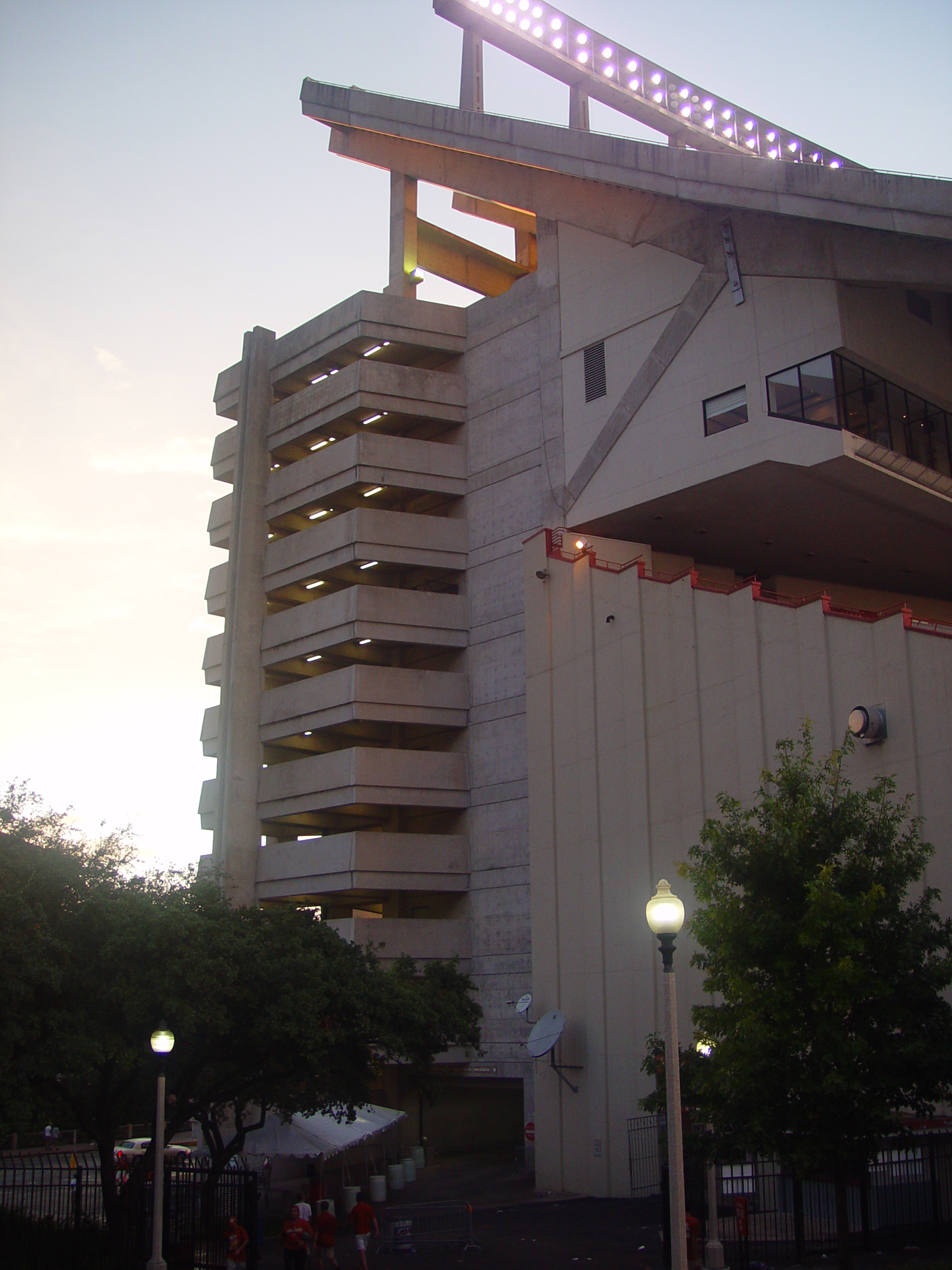 Joy School, Austin Bats (Congress Avenue Bridge), Football - #7 Texas Longhorns Destroy Iowa State 37-14
