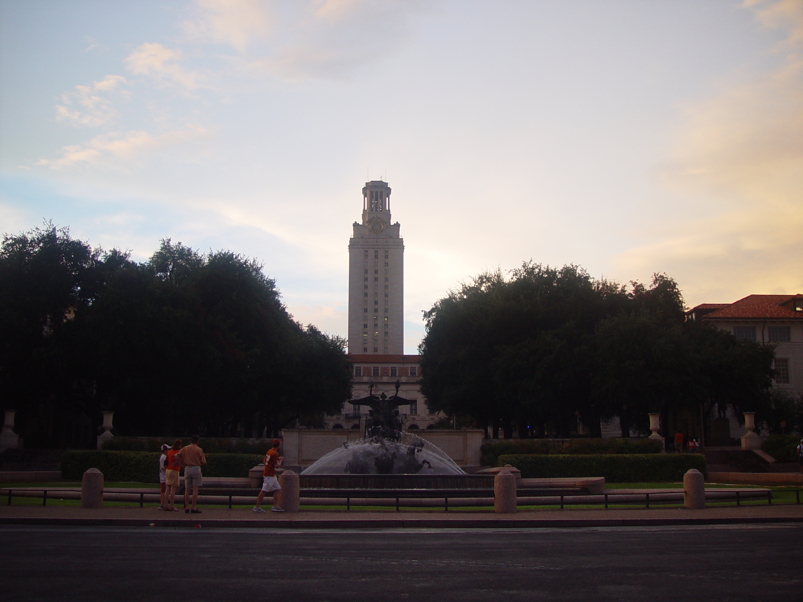 Joy School, Austin Bats (Congress Avenue Bridge), Football - #7 Texas Longhorns Destroy Iowa State 37-14