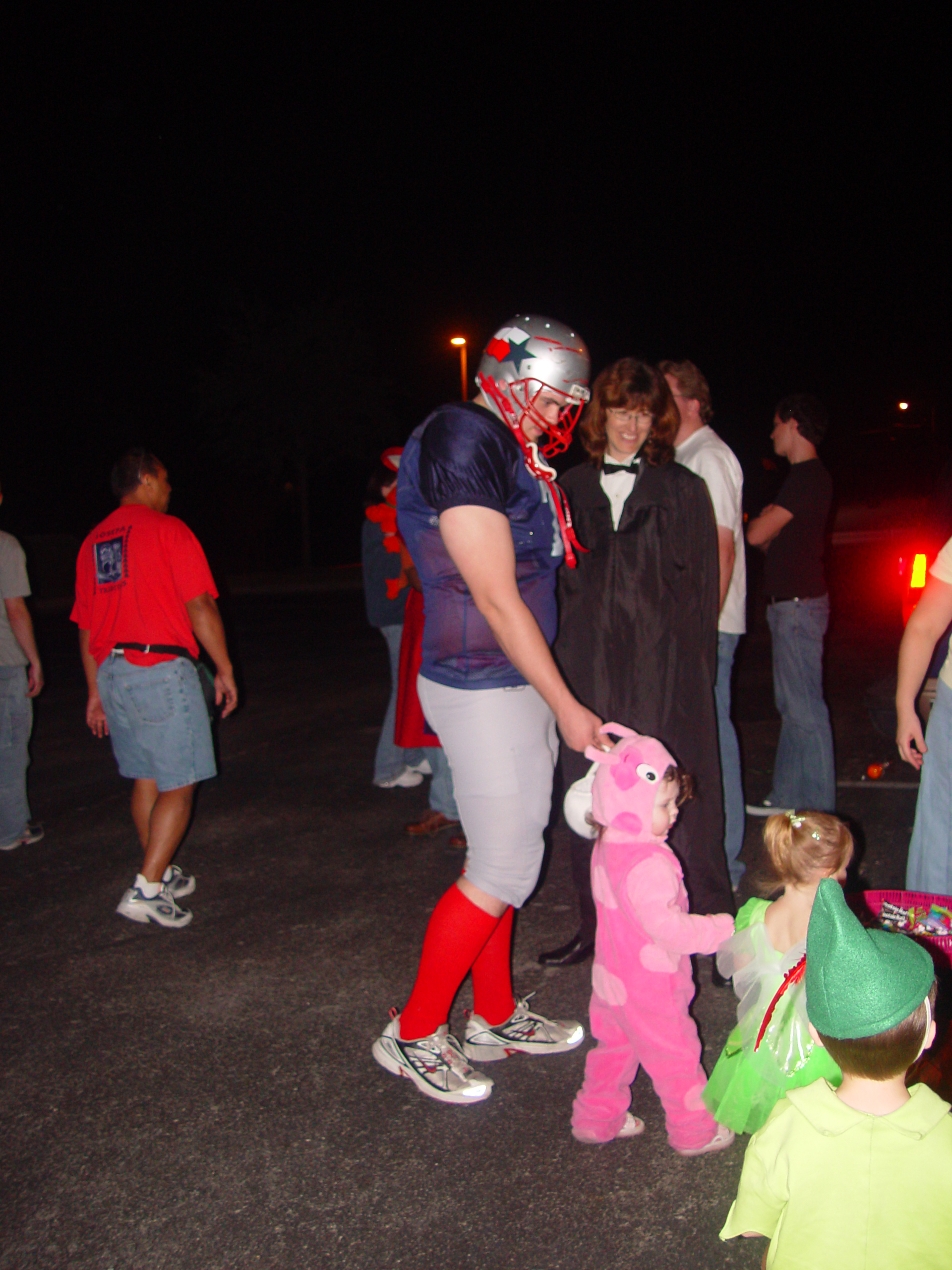 Halloween 2006 - Trunk or Treat, Carving Pumpkins with Meghann & Kanak, IBM, Nacho's Stretchy Pants, Trick or Treat