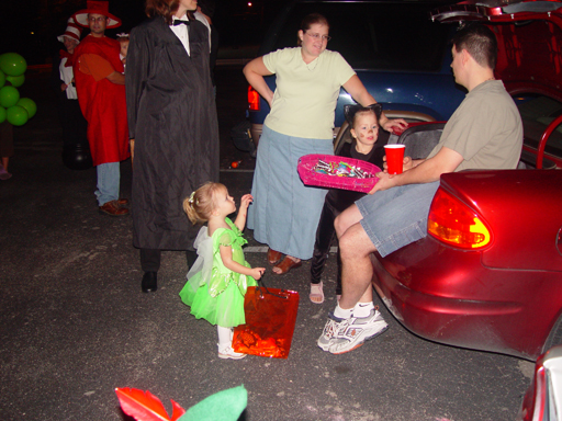 Halloween 2006 - Trunk or Treat, Carving Pumpkins with Meghann & Kanak, IBM, Nacho's Stretchy Pants, Trick or Treat