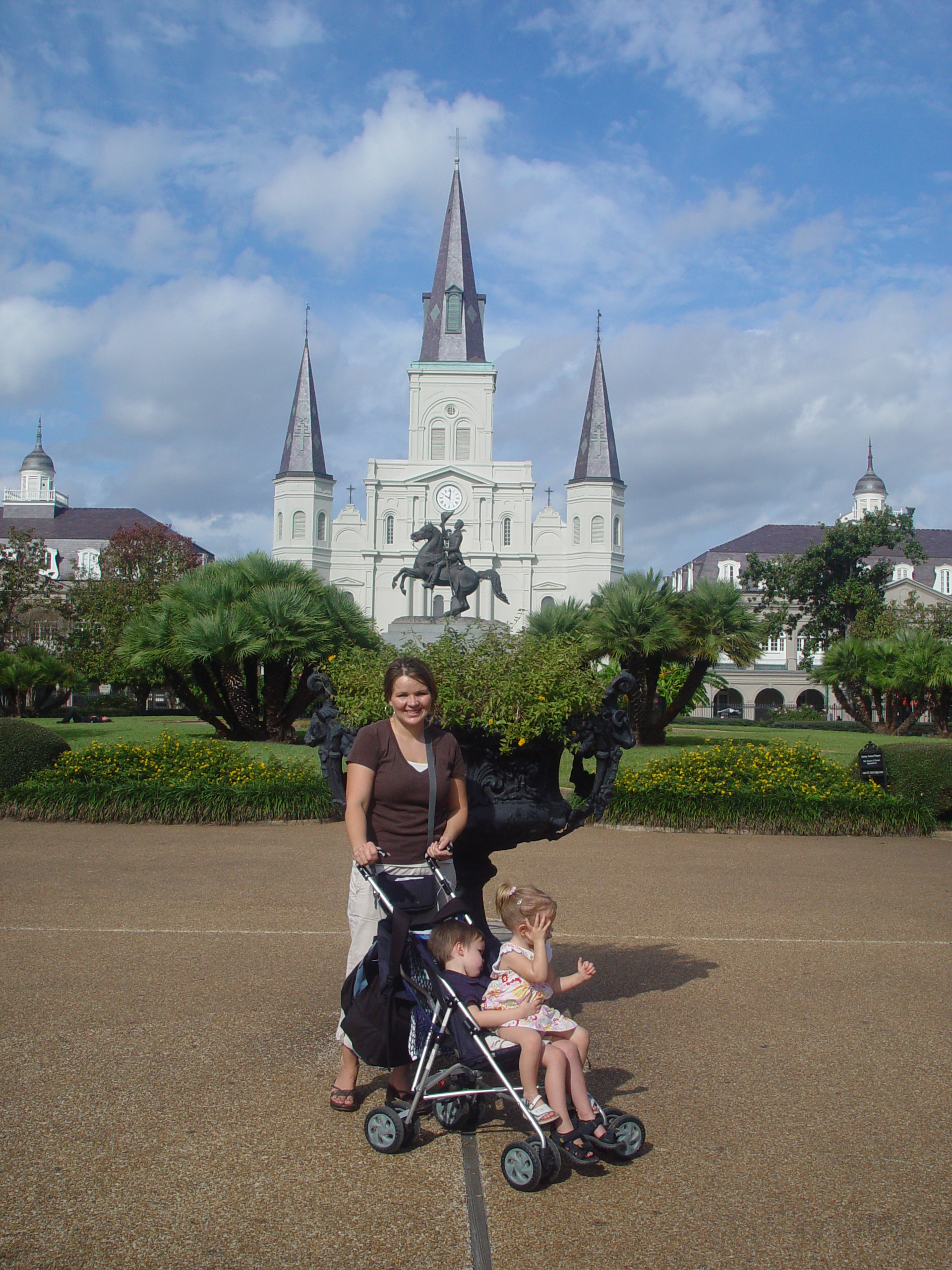 New Orleans Trip - Day 2 (Ava's 2nd Birthday, French Quarter, Cafe Du Monde)