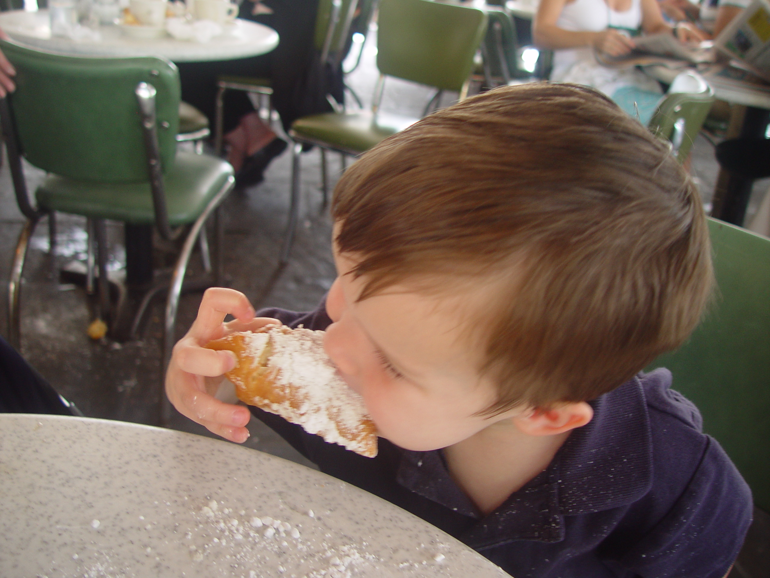 New Orleans Trip - Day 2 (Ava's 2nd Birthday, French Quarter, Cafe Du Monde)