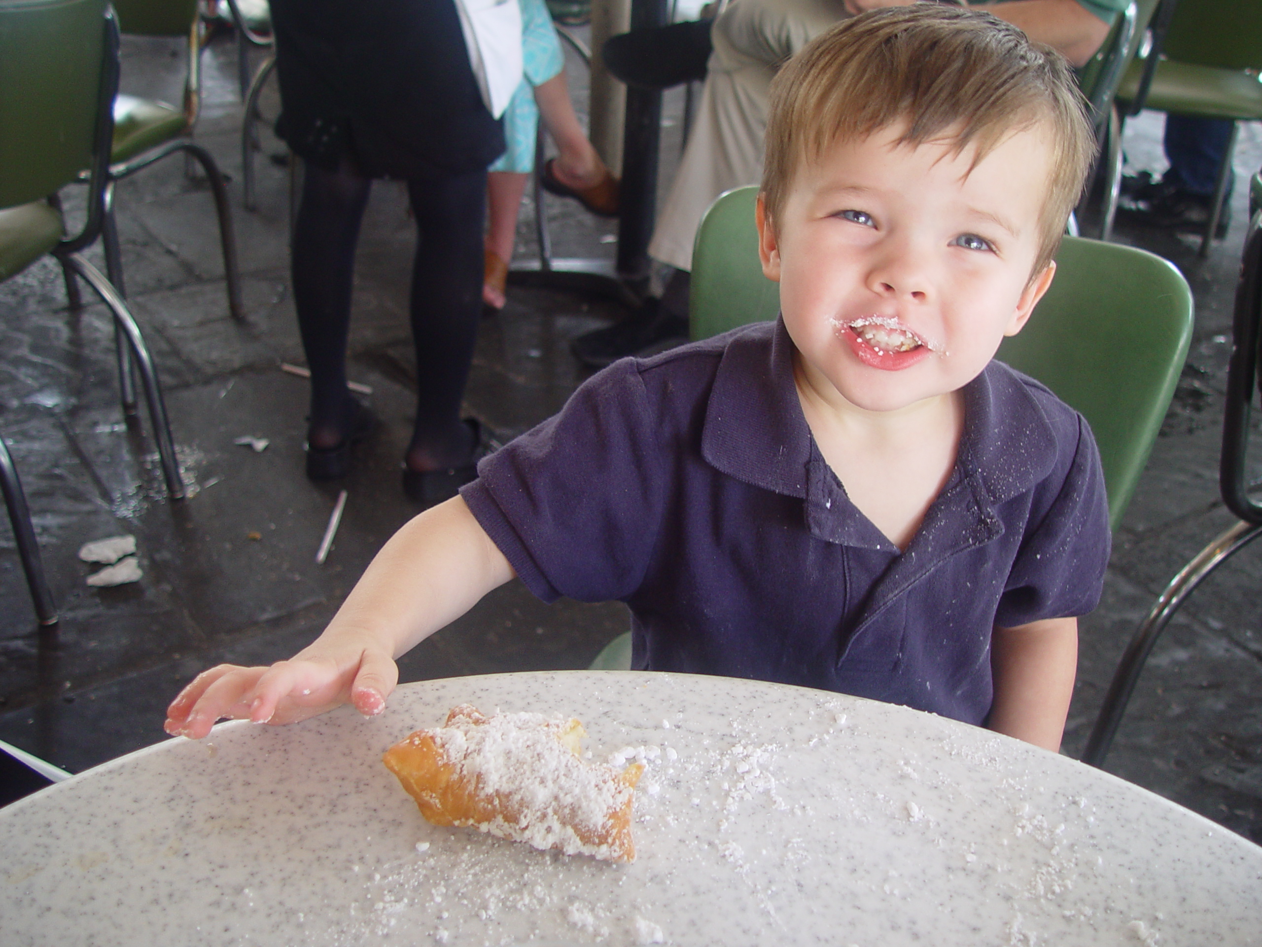 New Orleans Trip - Day 2 (Ava's 2nd Birthday, French Quarter, Cafe Du Monde)