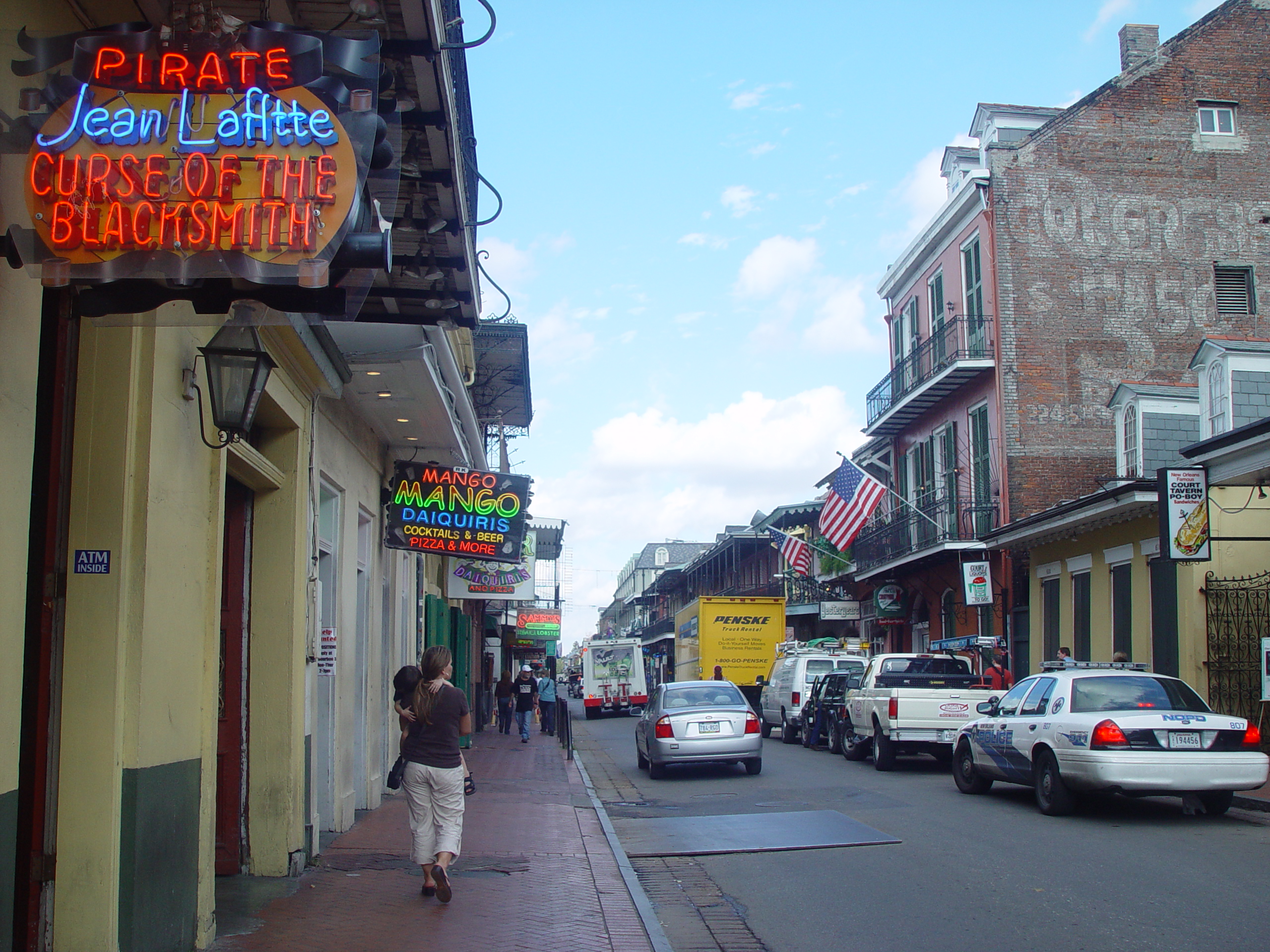 New Orleans Trip - Day 2 (Ava's 2nd Birthday, French Quarter, Cafe Du Monde)