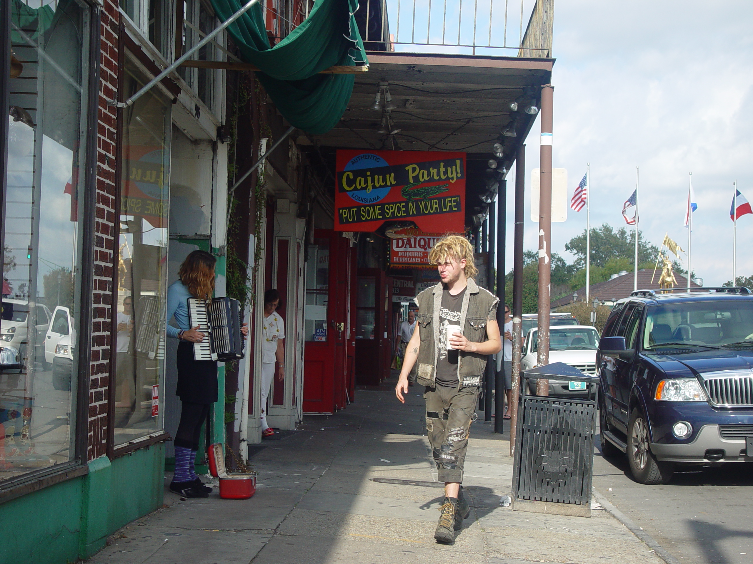 New Orleans Trip - Day 2 (Ava's 2nd Birthday, French Quarter, Cafe Du Monde)