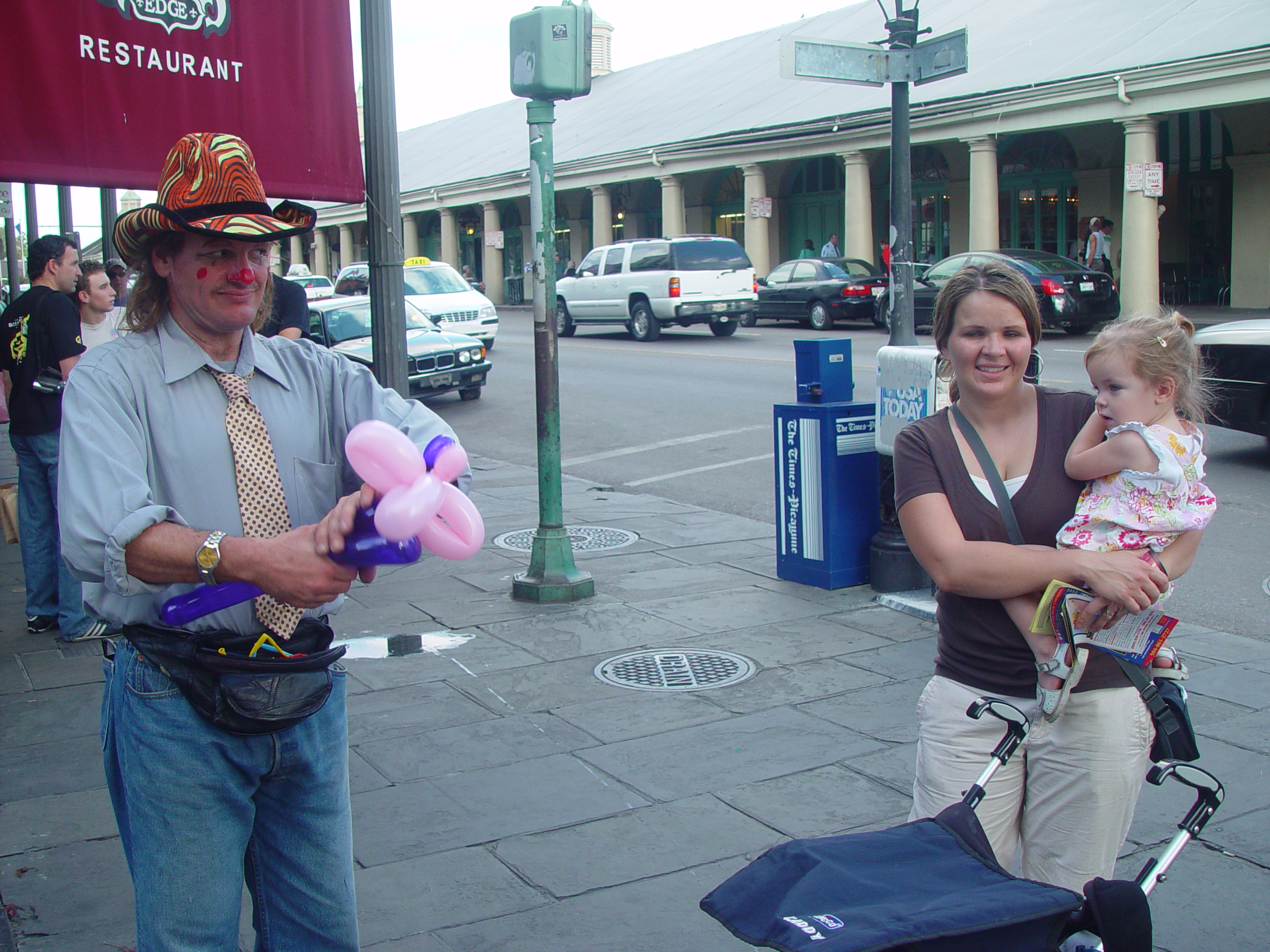 New Orleans Trip - Day 2 (Ava's 2nd Birthday, French Quarter, Cafe Du Monde)