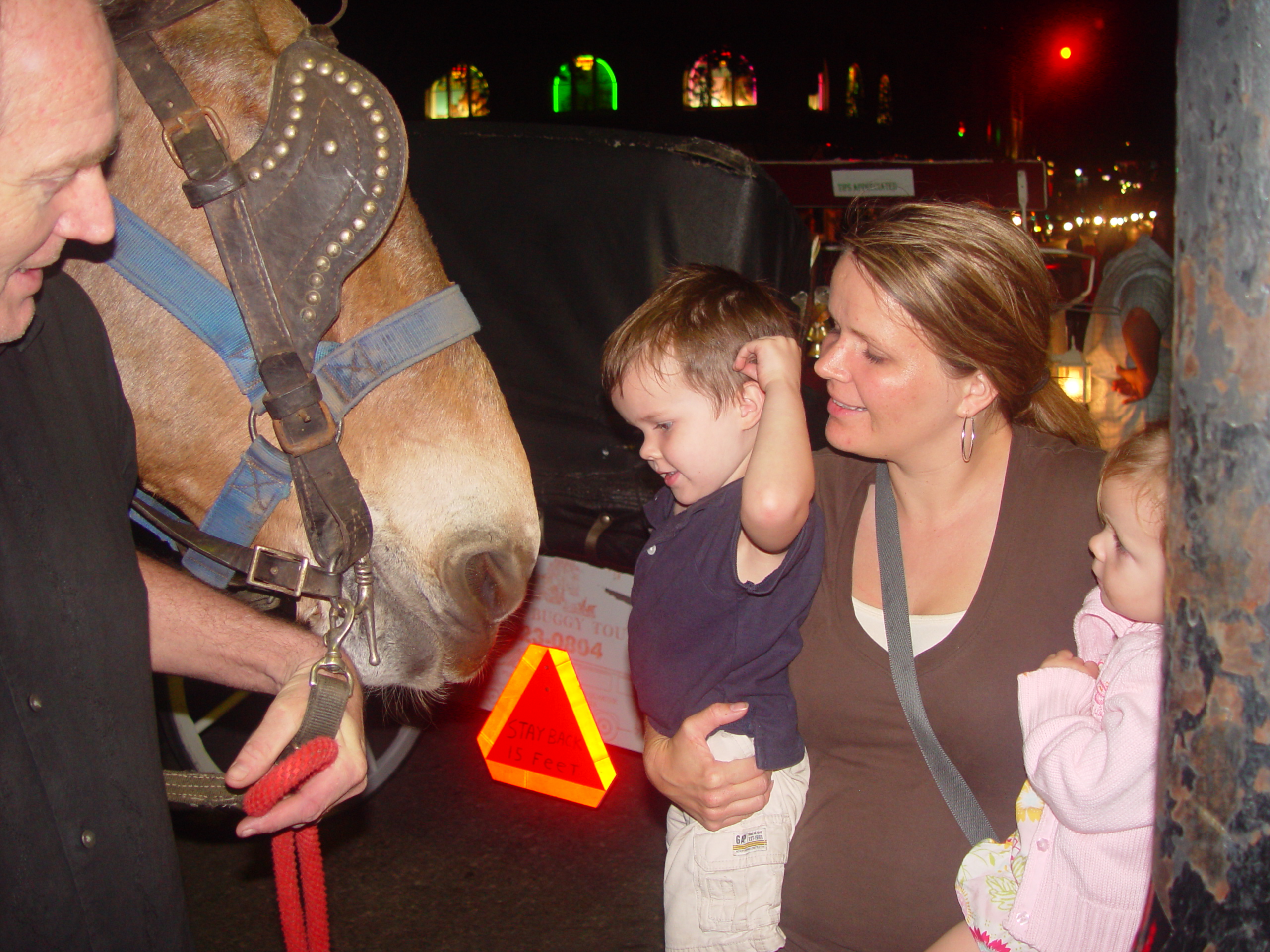 New Orleans Trip - Day 2 (Ava's 2nd Birthday, French Quarter, Cafe Du Monde)