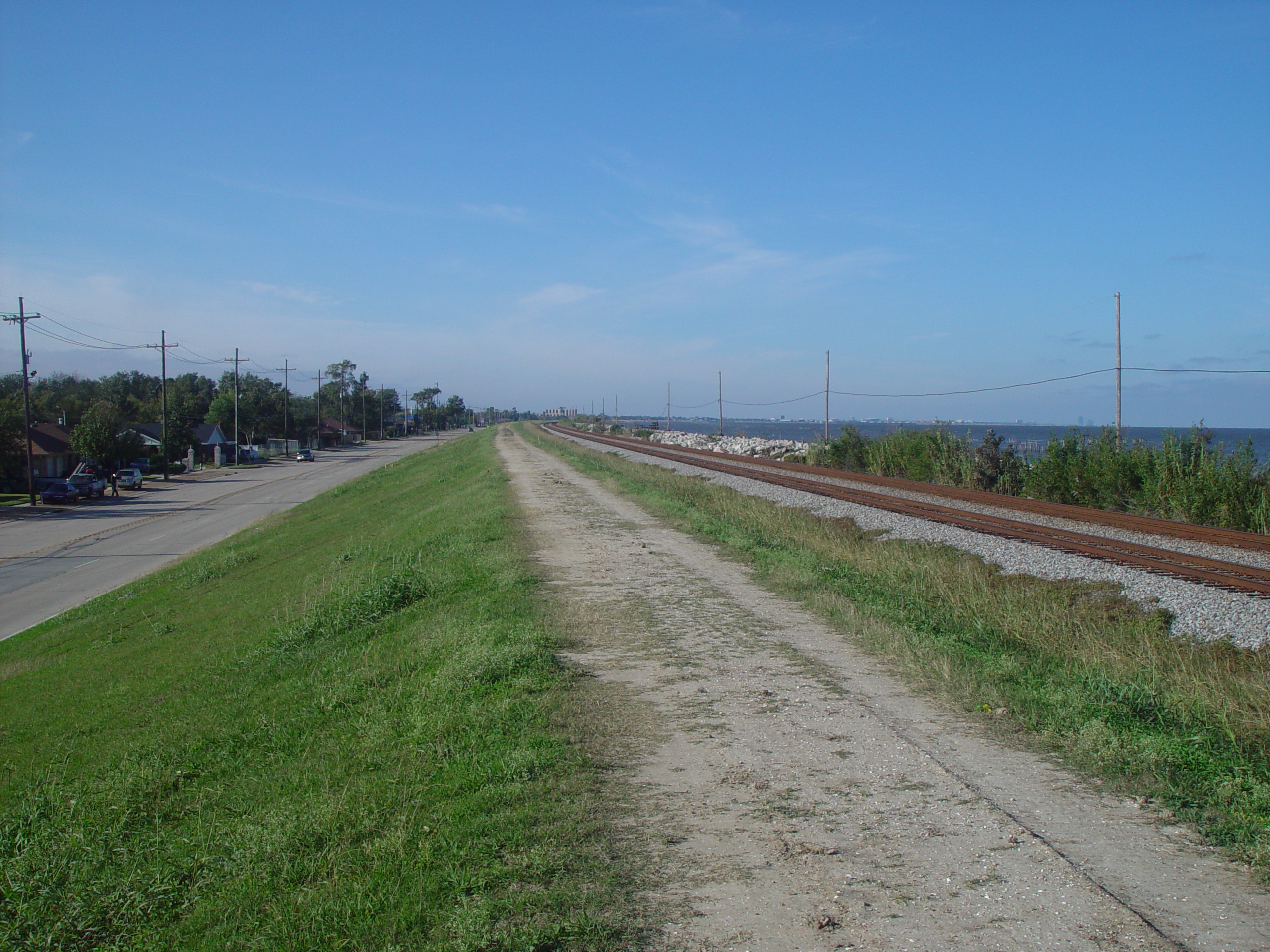 New Orleans Trip - Day 4 (Hurricane Katrina Devastation, Graveyards, Garden District, Oak Alley Plantation, Cajun Food)