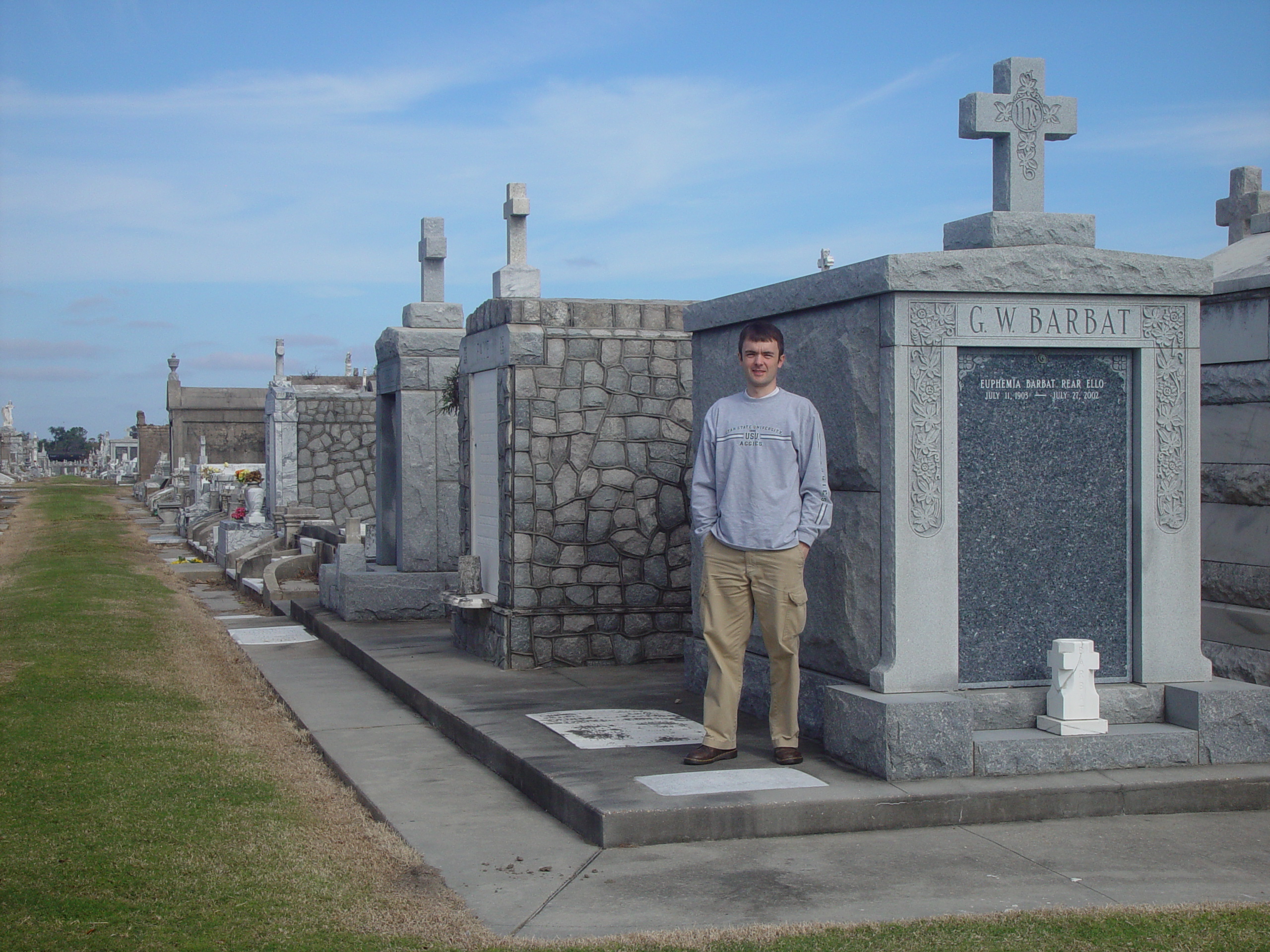 New Orleans Trip - Day 4 (Hurricane Katrina Devastation, Graveyards, Garden District, Oak Alley Plantation, Cajun Food)