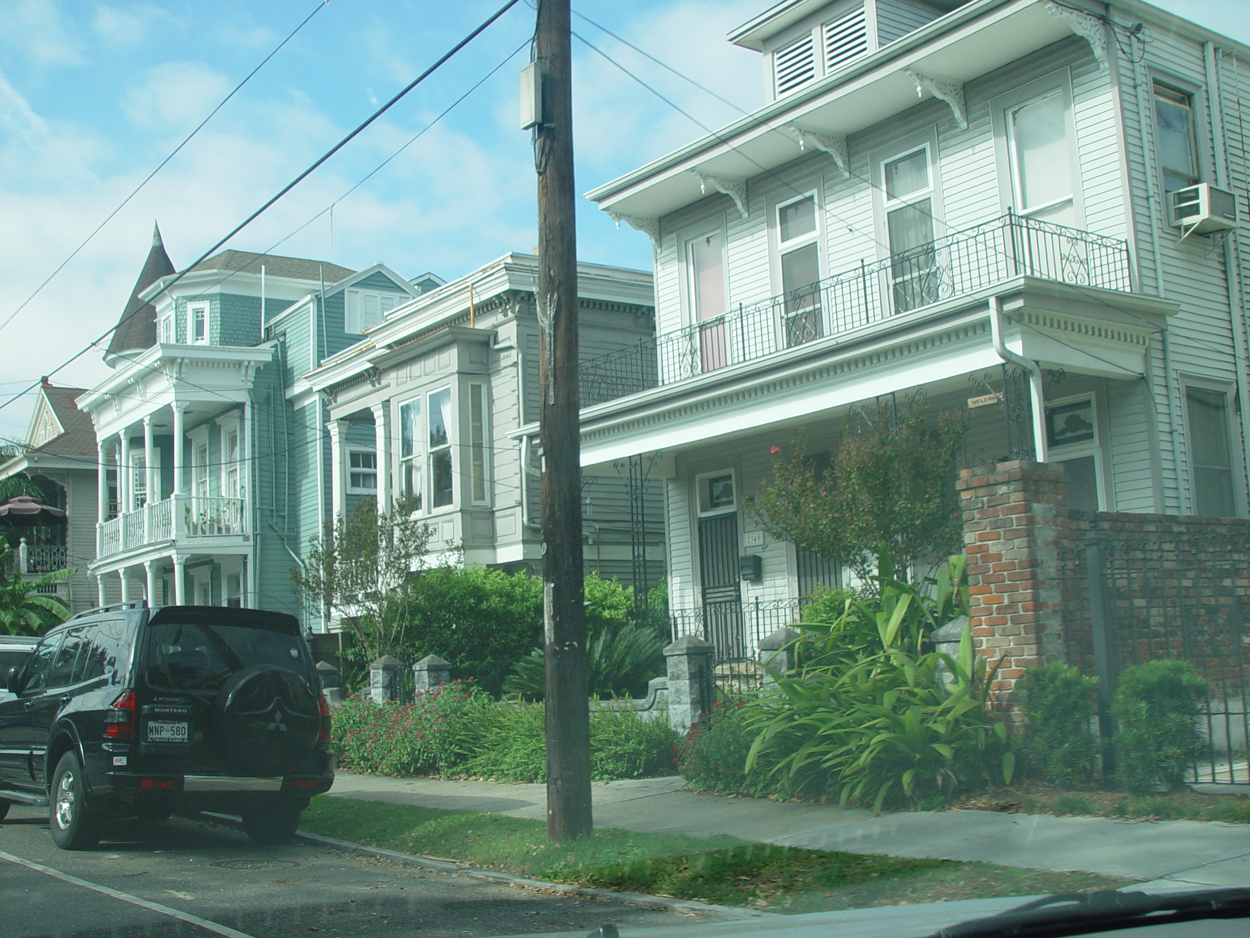 New Orleans Trip - Day 4 (Hurricane Katrina Devastation, Graveyards, Garden District, Oak Alley Plantation, Cajun Food)