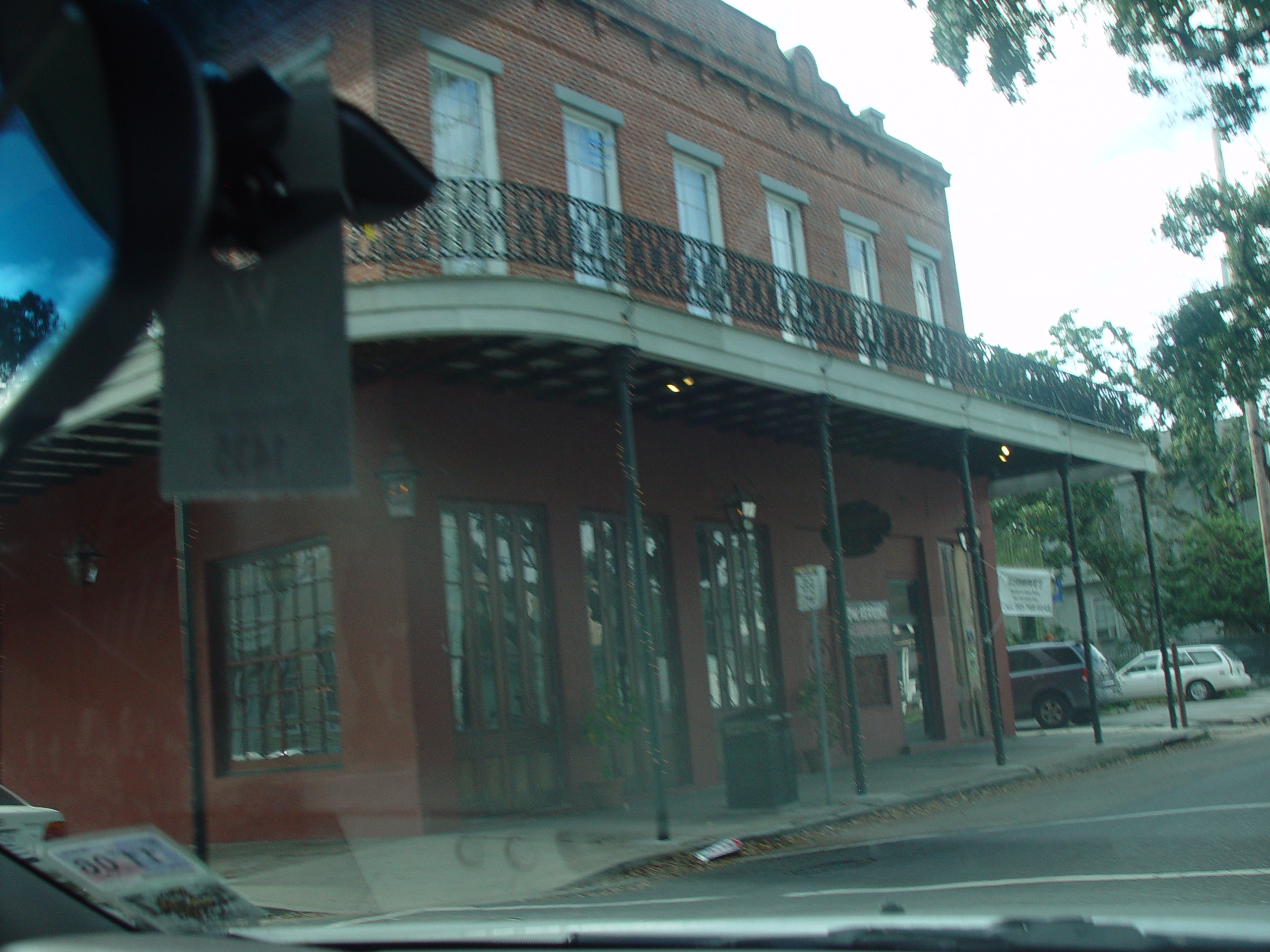 New Orleans Trip - Day 4 (Hurricane Katrina Devastation, Graveyards, Garden District, Oak Alley Plantation, Cajun Food)