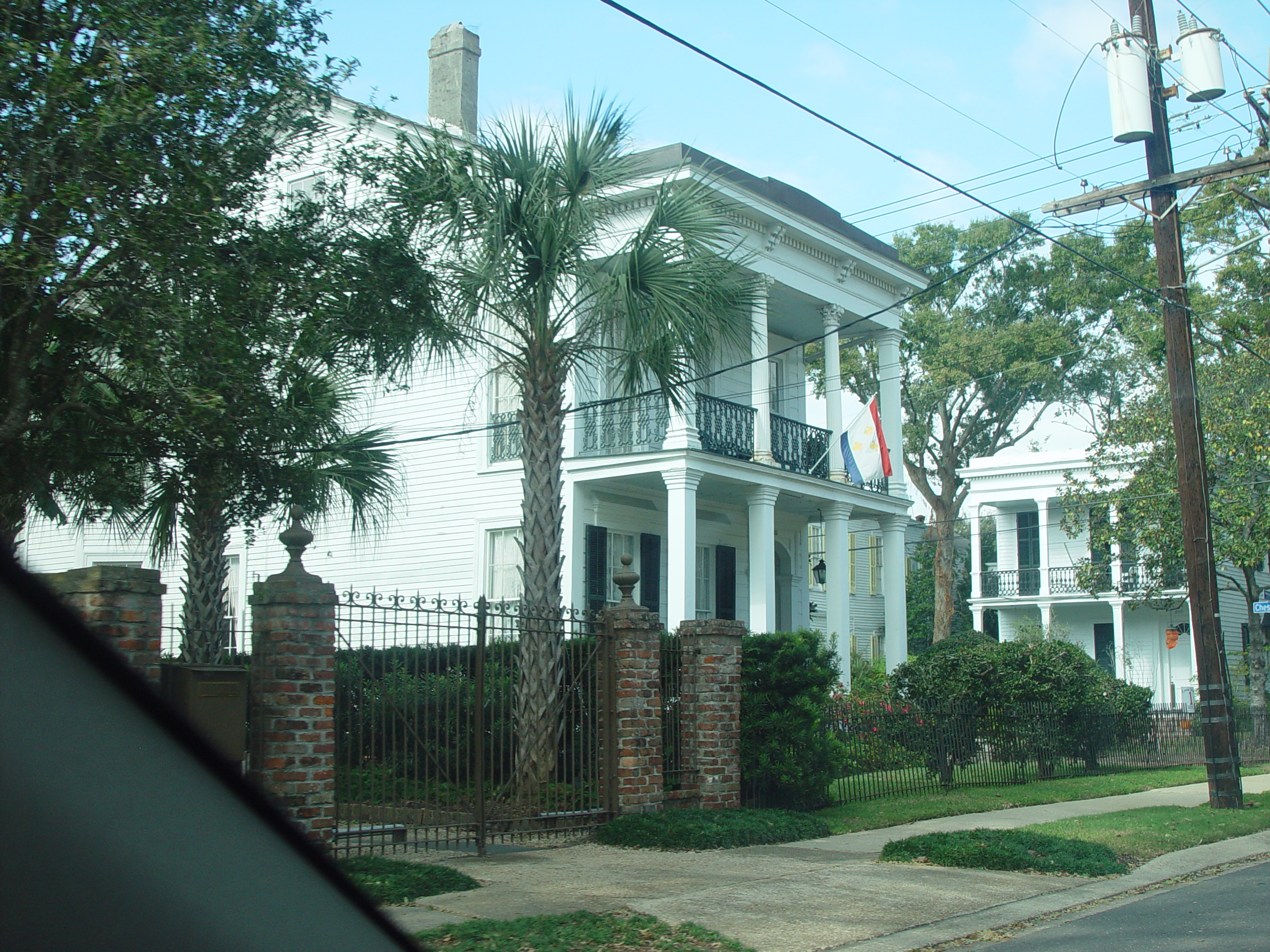 New Orleans Trip - Day 4 (Hurricane Katrina Devastation, Graveyards, Garden District, Oak Alley Plantation, Cajun Food)