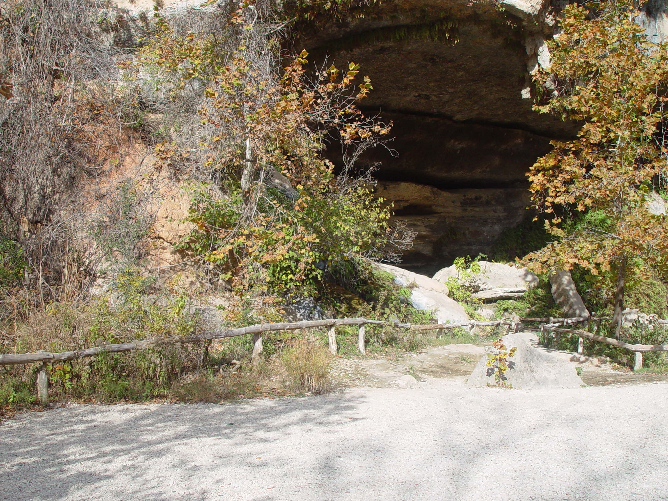 Hiking at Hamilton Pool Preserve with Stan and DeNae