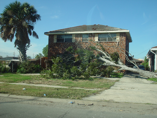 New Orleans Trip - Day 4 (Hurricane Katrina Devastation, Graveyards, Garden District, Oak Alley Plantation, Cajun Food)