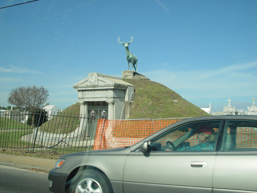 New Orleans Trip - Day 4 (Hurricane Katrina Devastation, Graveyards, Garden District, Oak Alley Plantation, Cajun Food)