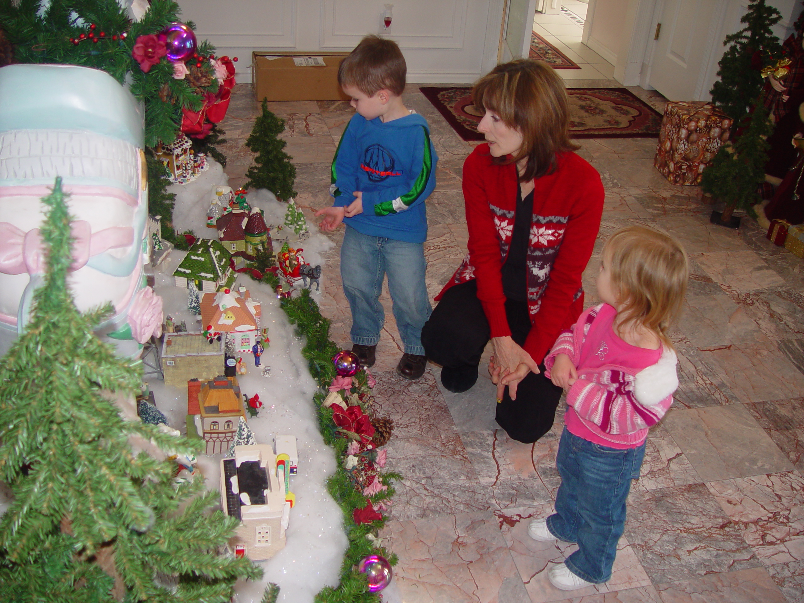 Christmas 2006 (Aggie Basketball, Winning a Lovesac, Aggie Blue Mint)