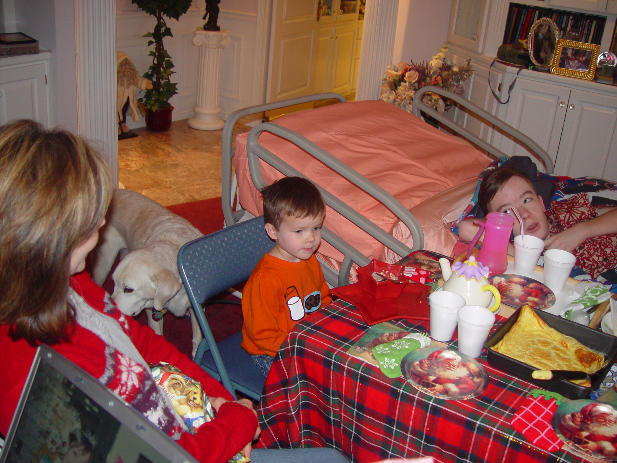 Christmas 2006 (Aggie Basketball, Winning a Lovesac, Aggie Blue Mint)