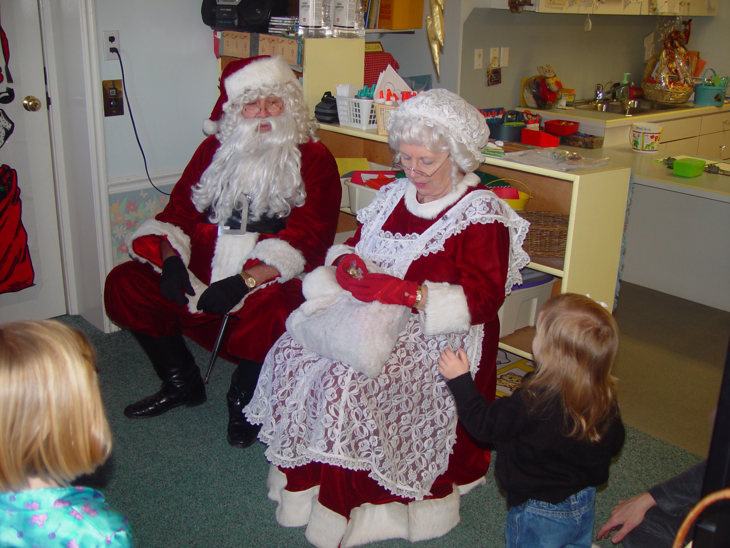 Christmas 2006 (USU vs. BYU, Israelsen Christmas Party, Falslev Christmas Party, Santa)