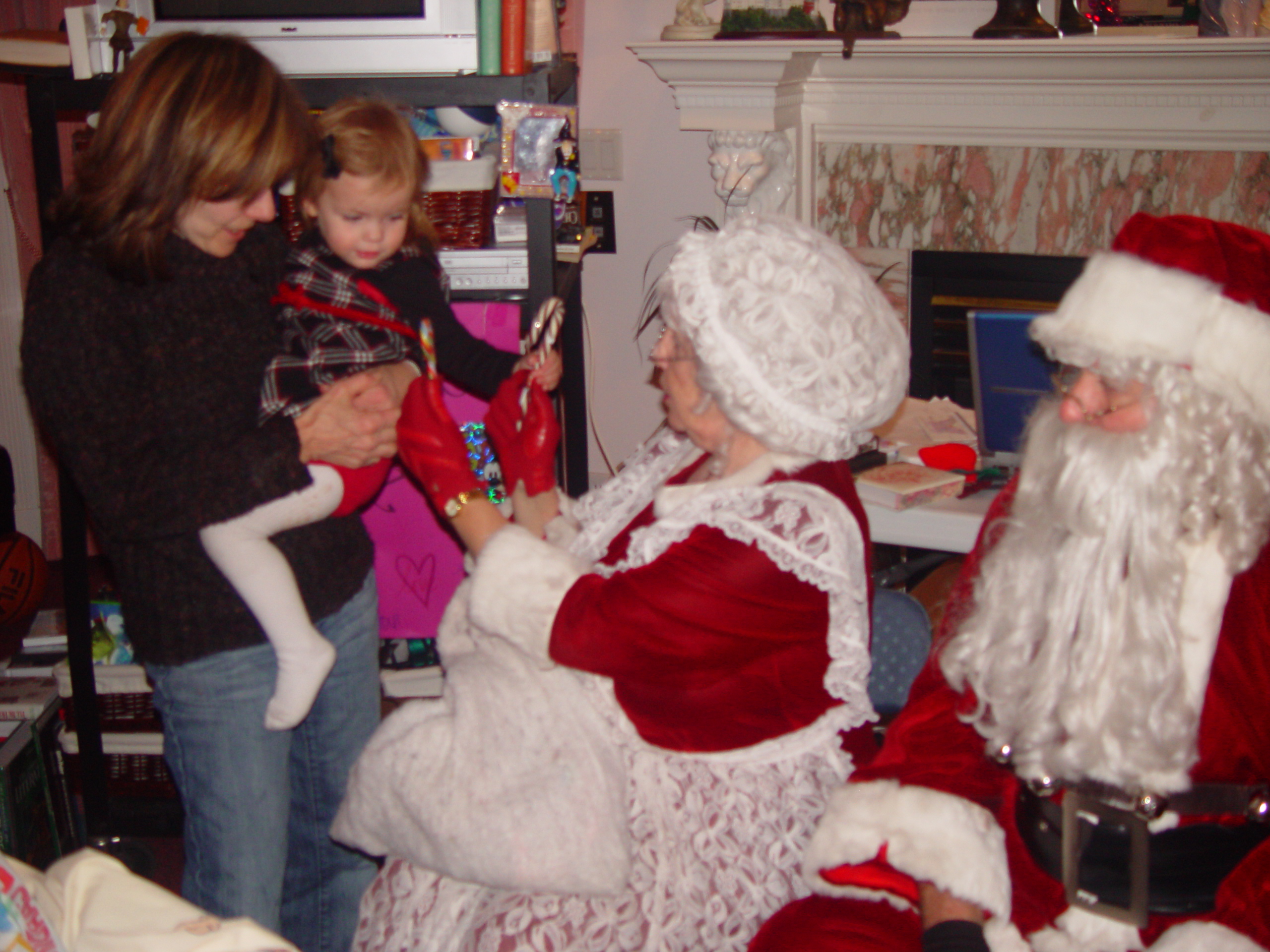 Christmas 2006 (USU vs. BYU, Israelsen Christmas Party, Falslev Christmas Party, Santa)