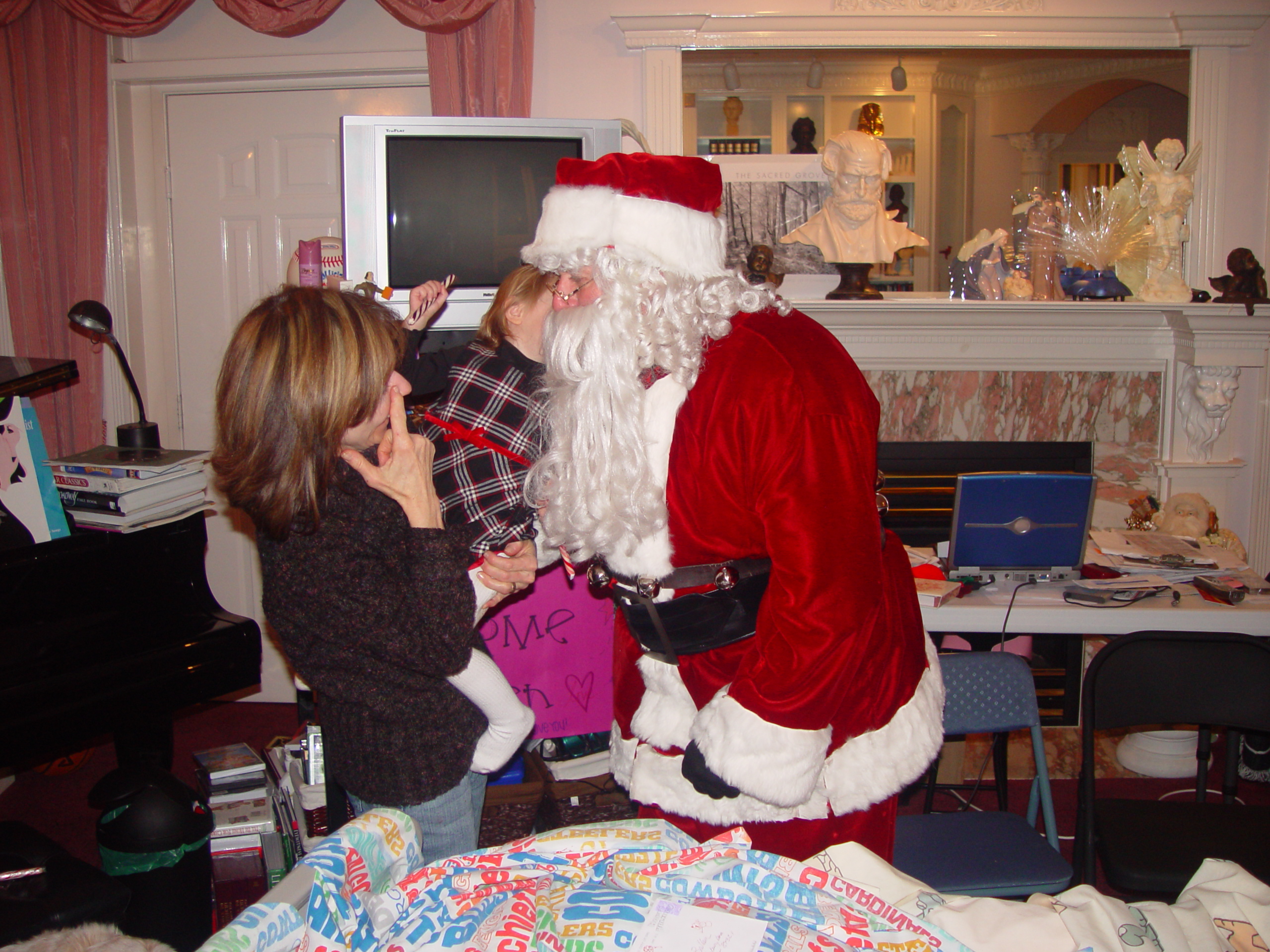 Christmas 2006 (USU vs. BYU, Israelsen Christmas Party, Falslev Christmas Party, Santa)