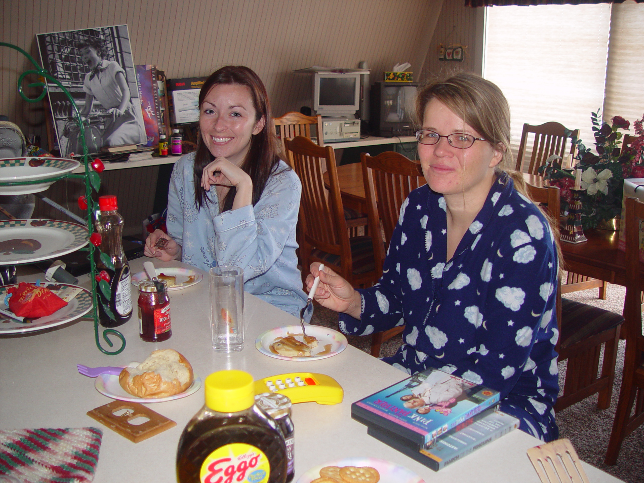 Playing in Snow at the Ballam Cabin (Bear Lake, Utah), Making Cafe Du Monde Beignets, Jordan & Taylor - Logan High Wrestling