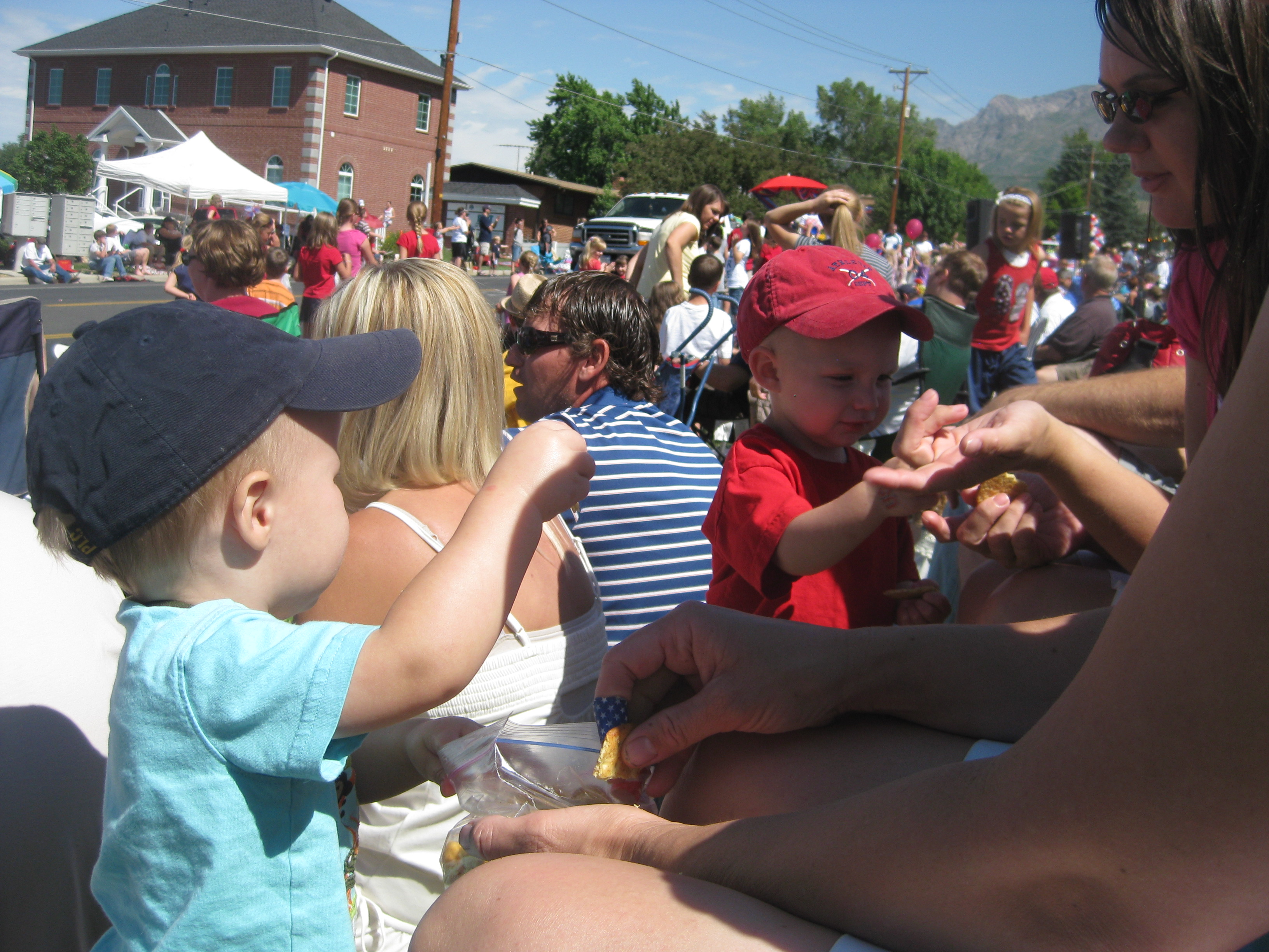 2010 July 4th Vacation - Day 1 - Pleasant View Parade & Cherry Days