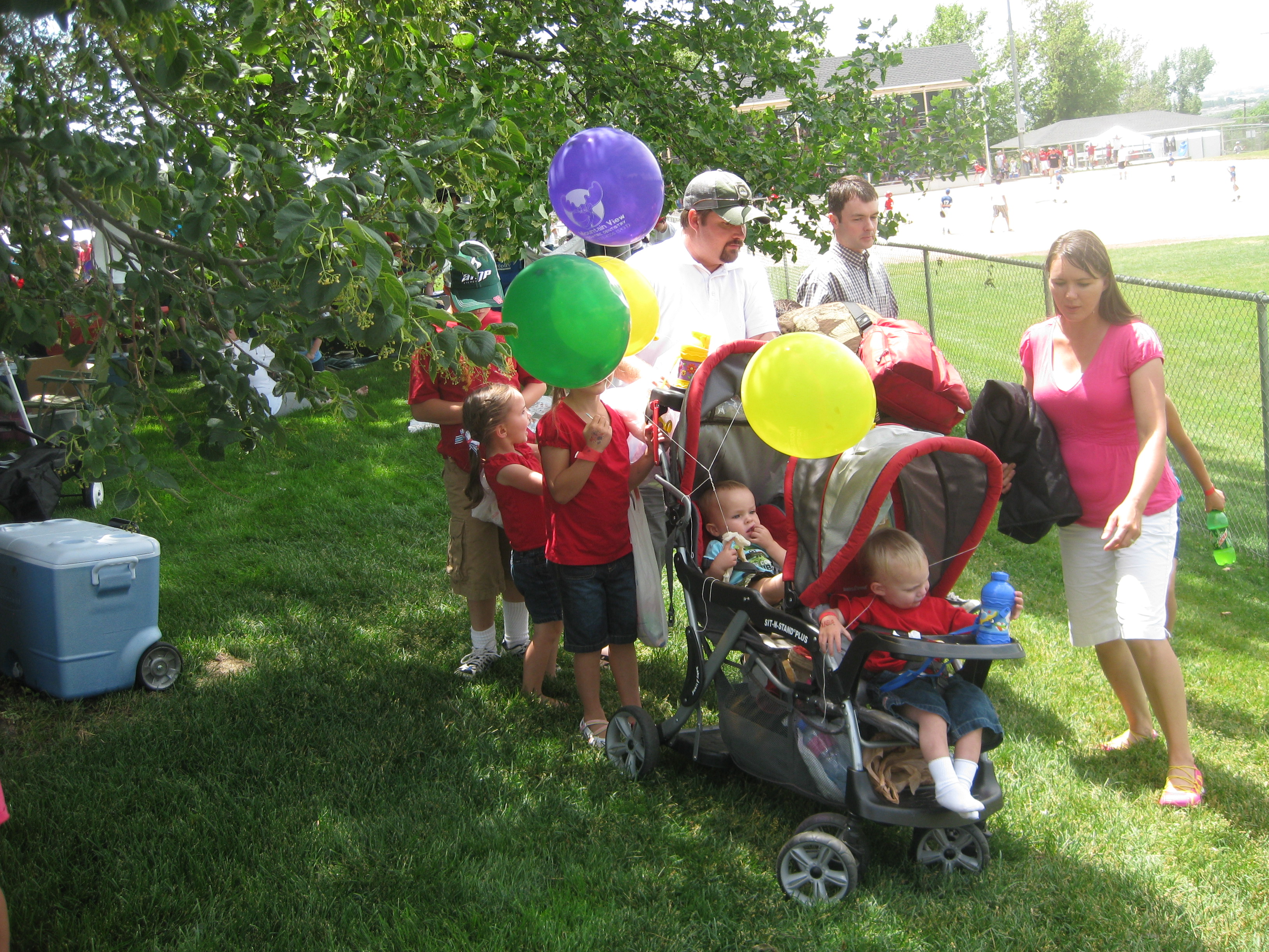 2010 July 4th Vacation - Day 1 - Pleasant View Parade & Cherry Days