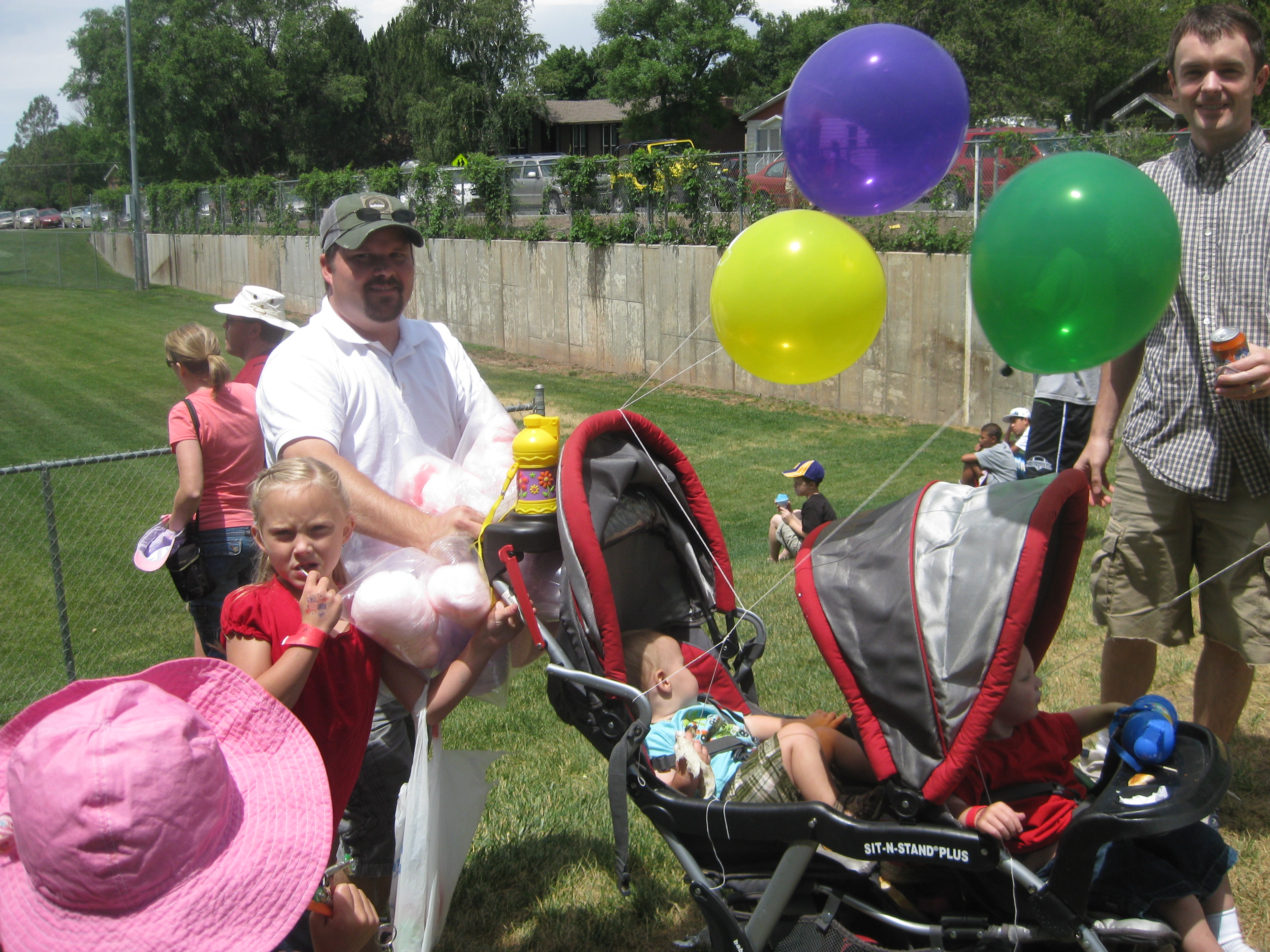 2010 July 4th Vacation - Day 1 - Pleasant View Parade & Cherry Days