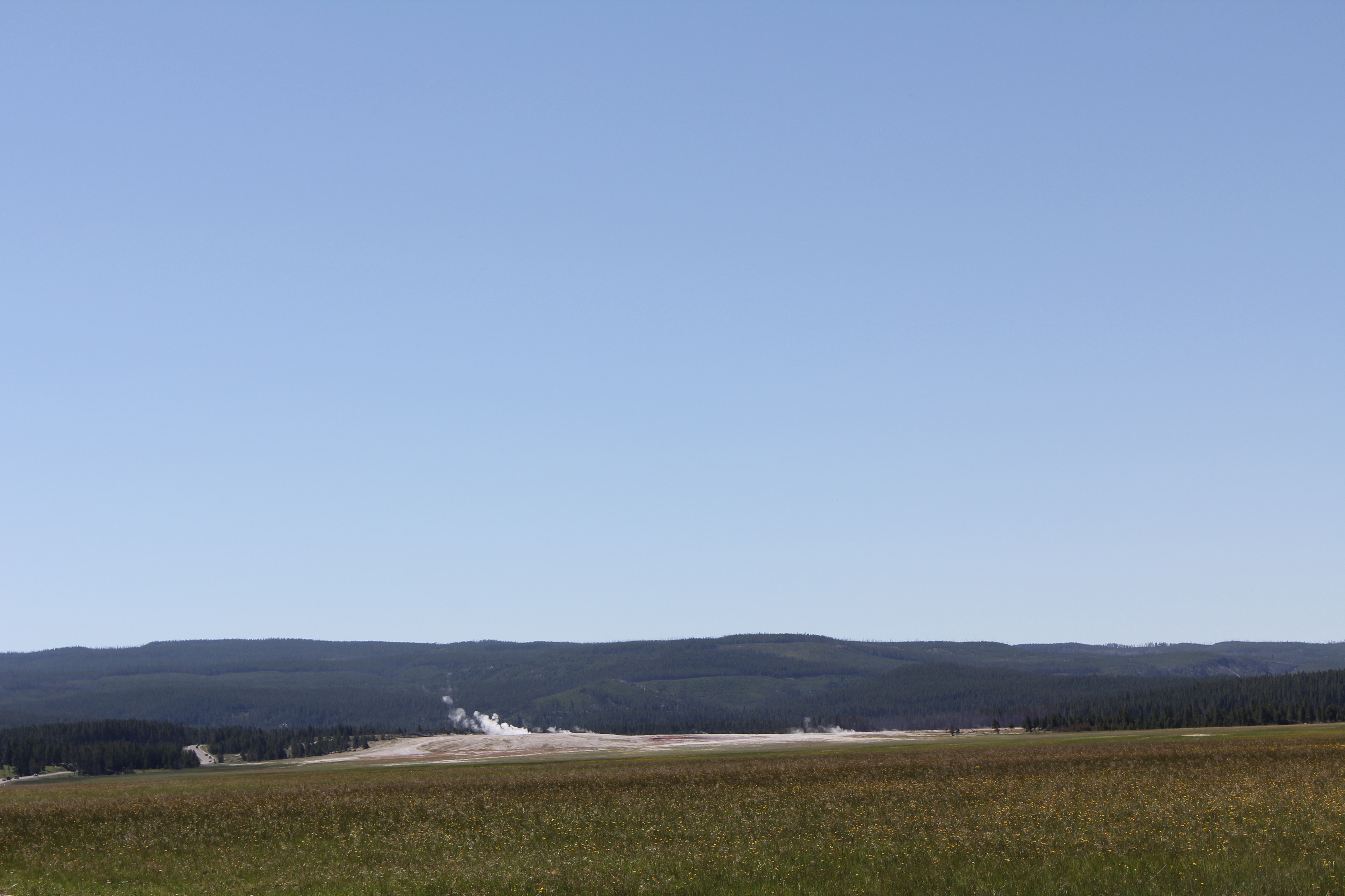 2011 July Break - Yellowstone (Old Faithful Geyser, Buffalo, Bee Semi Truck Crash, Pocatello)