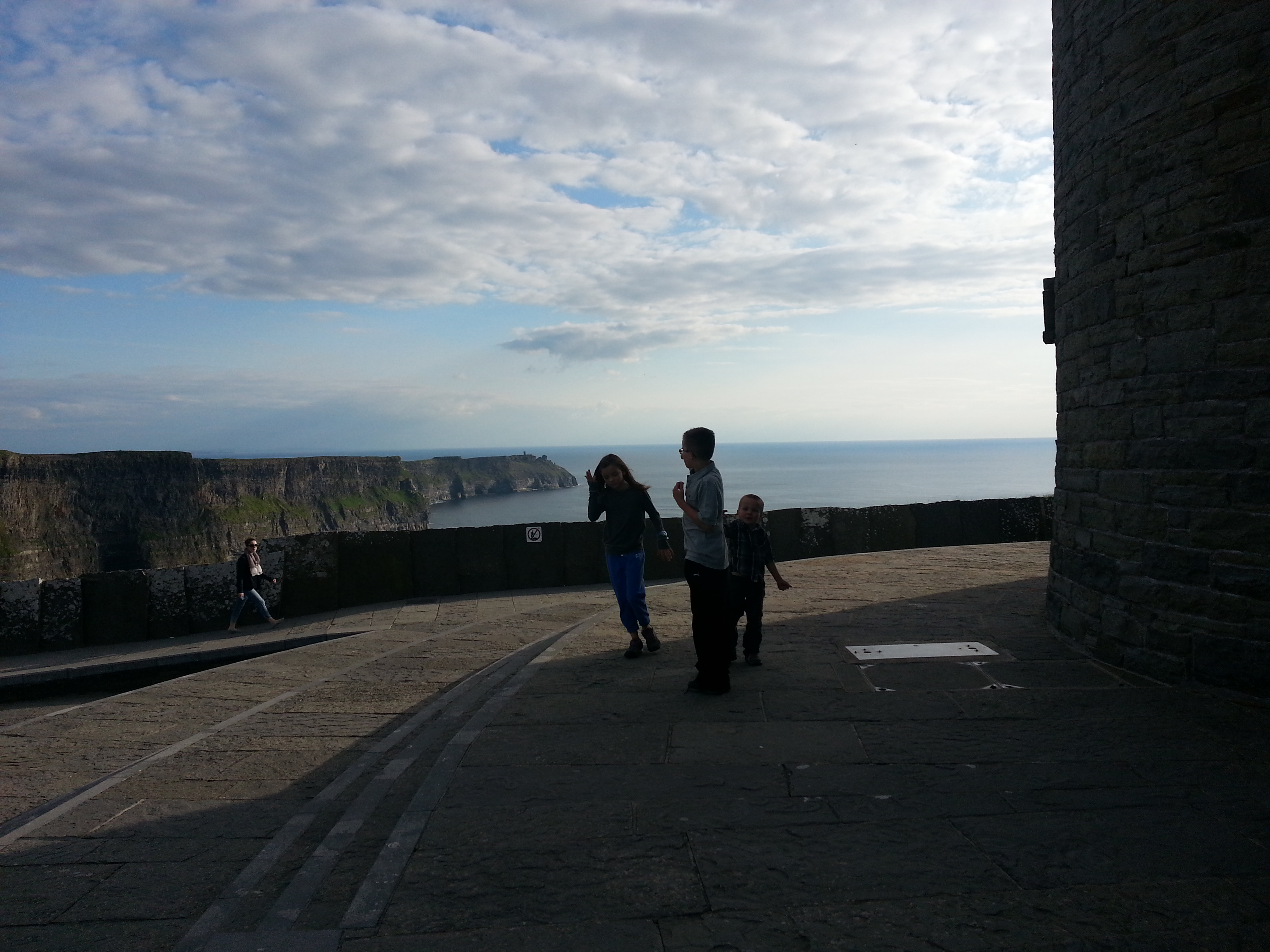 2014 Europe Trip Day 2 - Ireland (Shannon Airport, Bunratty Castle, Kenmare, Cliffs of Moher, Irish Stew, Live Irish Music)