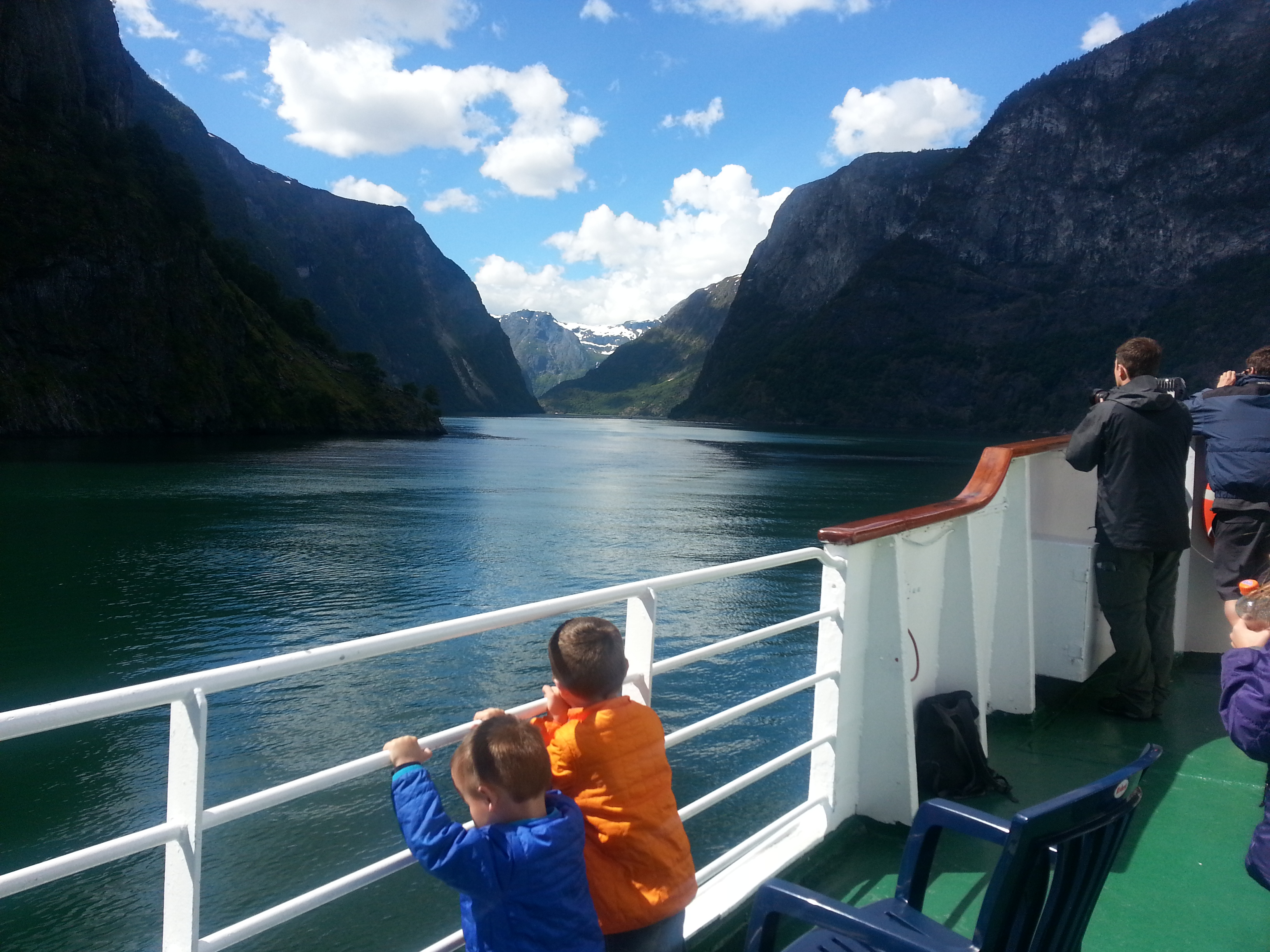 2014 Europe Trip Day 21 - Norway (Norway in a Nutshell (Roundtrip from Bergen via Myrdal): Train Bergen-Myrdal, The Flåm Railway, Fjord Cruise Flam-Gudvangen, Nærøyfjord (Narrowest Fjord in World), Bus Gudvangen-Voss, Train Voss-Bergen)