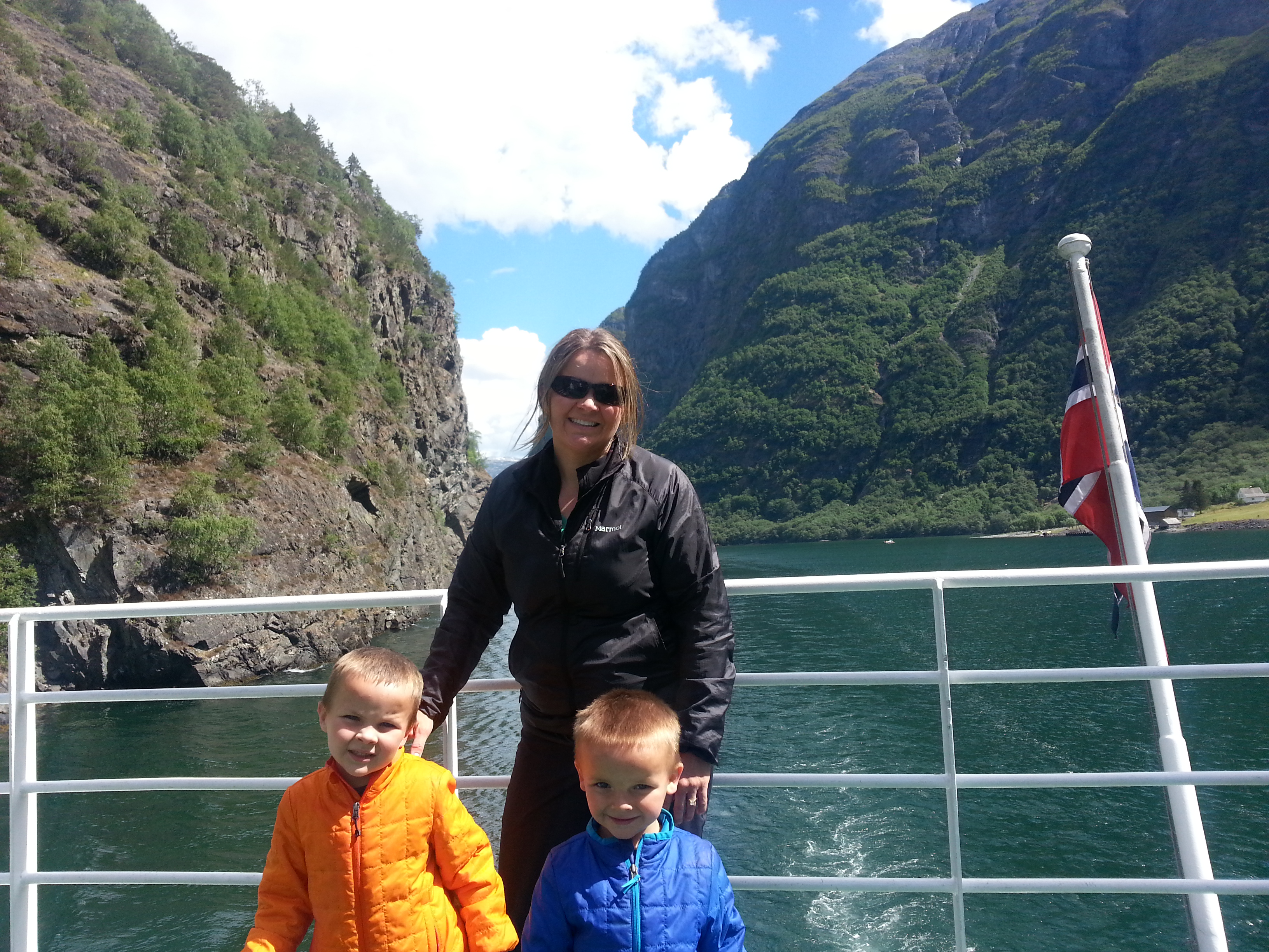 2014 Europe Trip Day 21 - Norway (Norway in a Nutshell (Roundtrip from Bergen via Myrdal): Train Bergen-Myrdal, The Flåm Railway, Fjord Cruise Flam-Gudvangen, Nærøyfjord (Narrowest Fjord in World), Bus Gudvangen-Voss, Train Voss-Bergen)