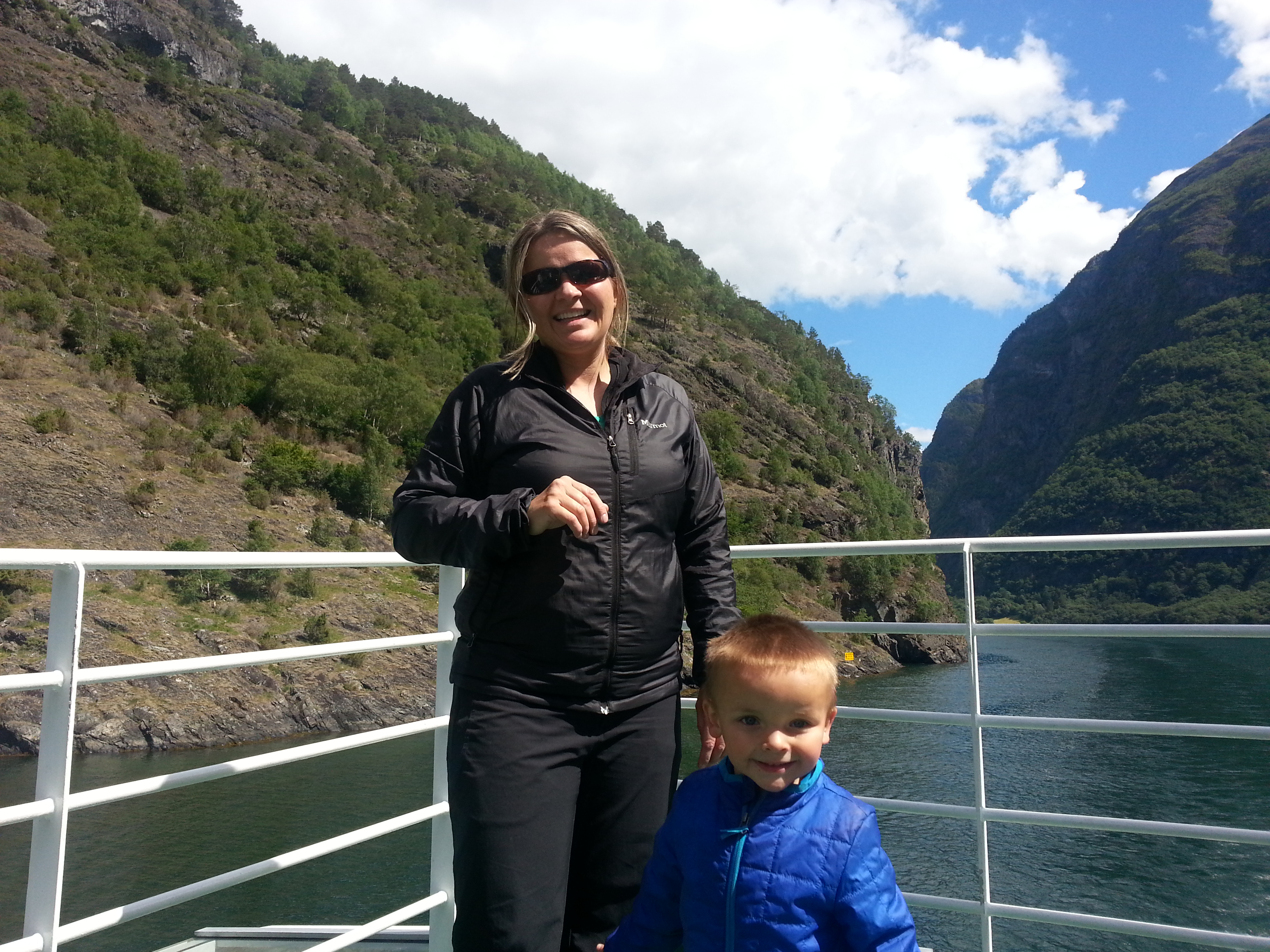 2014 Europe Trip Day 21 - Norway (Norway in a Nutshell (Roundtrip from Bergen via Myrdal): Train Bergen-Myrdal, The Flåm Railway, Fjord Cruise Flam-Gudvangen, Nærøyfjord (Narrowest Fjord in World), Bus Gudvangen-Voss, Train Voss-Bergen)