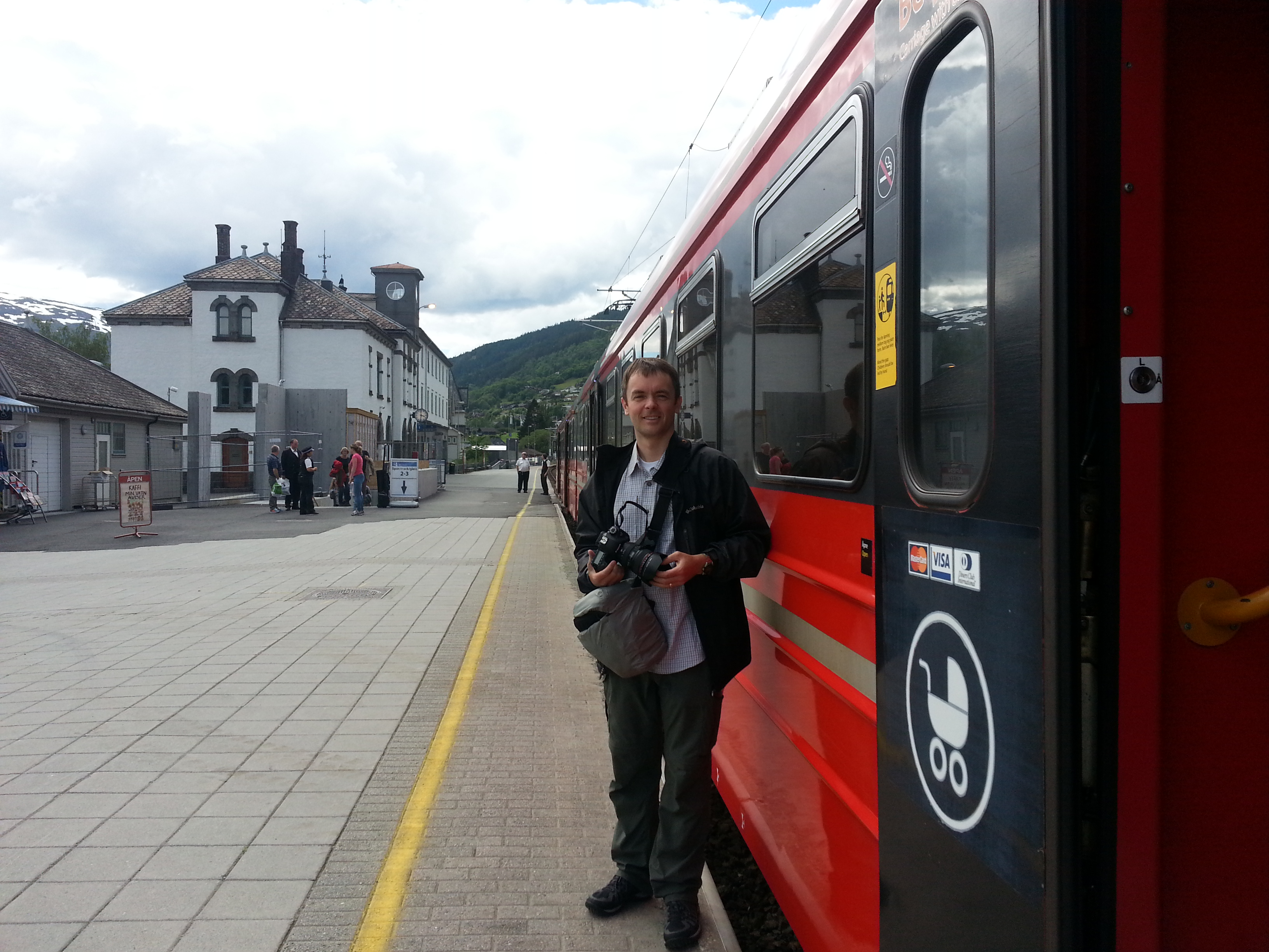 2014 Europe Trip Day 21 - Norway (Norway in a Nutshell (Roundtrip from Bergen via Myrdal): Train Bergen-Myrdal, The Flåm Railway, Fjord Cruise Flam-Gudvangen, Nærøyfjord (Narrowest Fjord in World), Bus Gudvangen-Voss, Train Voss-Bergen)