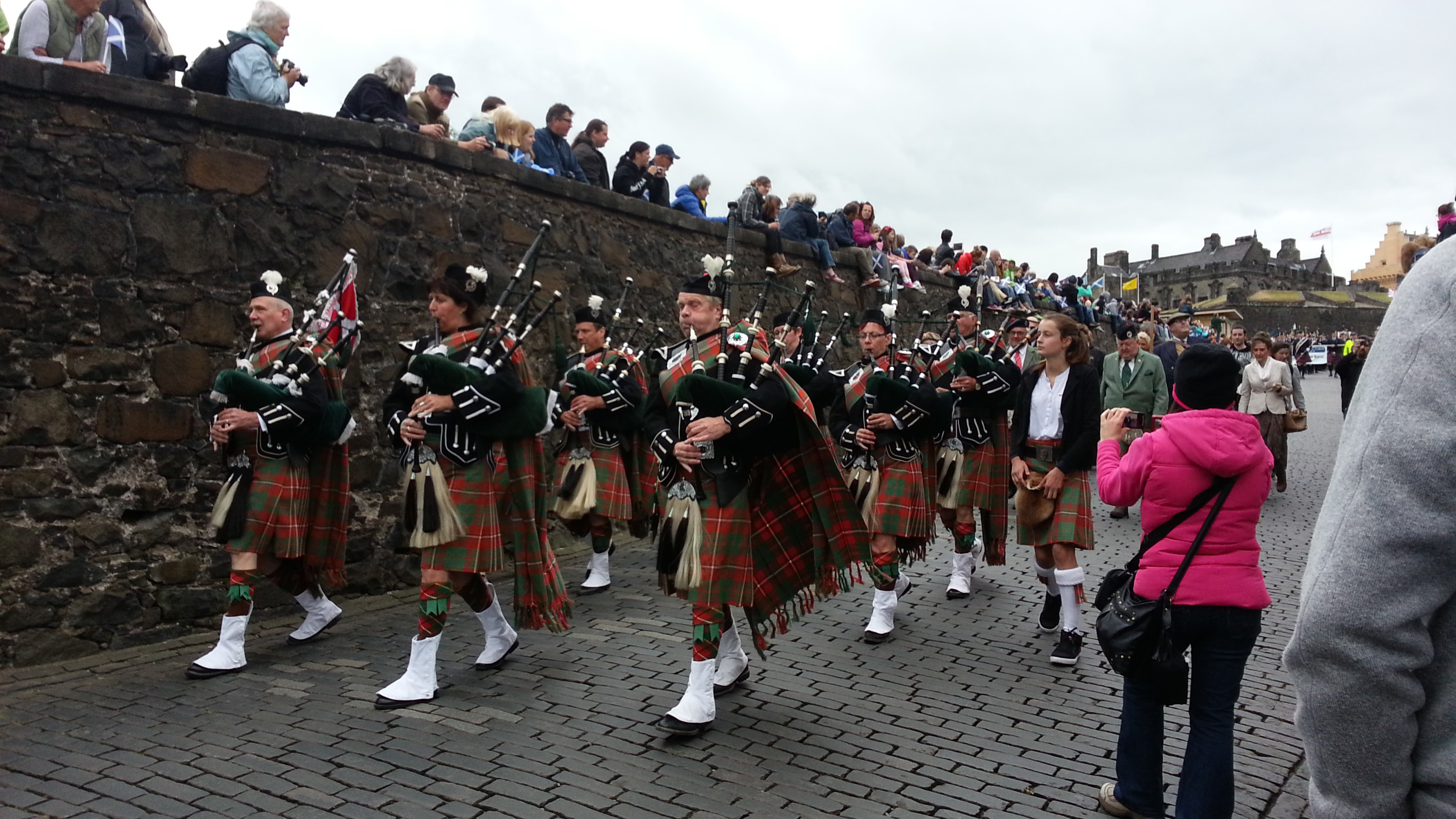 2014 Europe Trip Day 24 - Scotland (Crookston Castle, Paisley Missionary Flat (Walker Street), Lawn Bowling Pitch, Irn Bru, Church of the Holy Rude, Stirling Castle, 2014 Pipefest Stirling)
