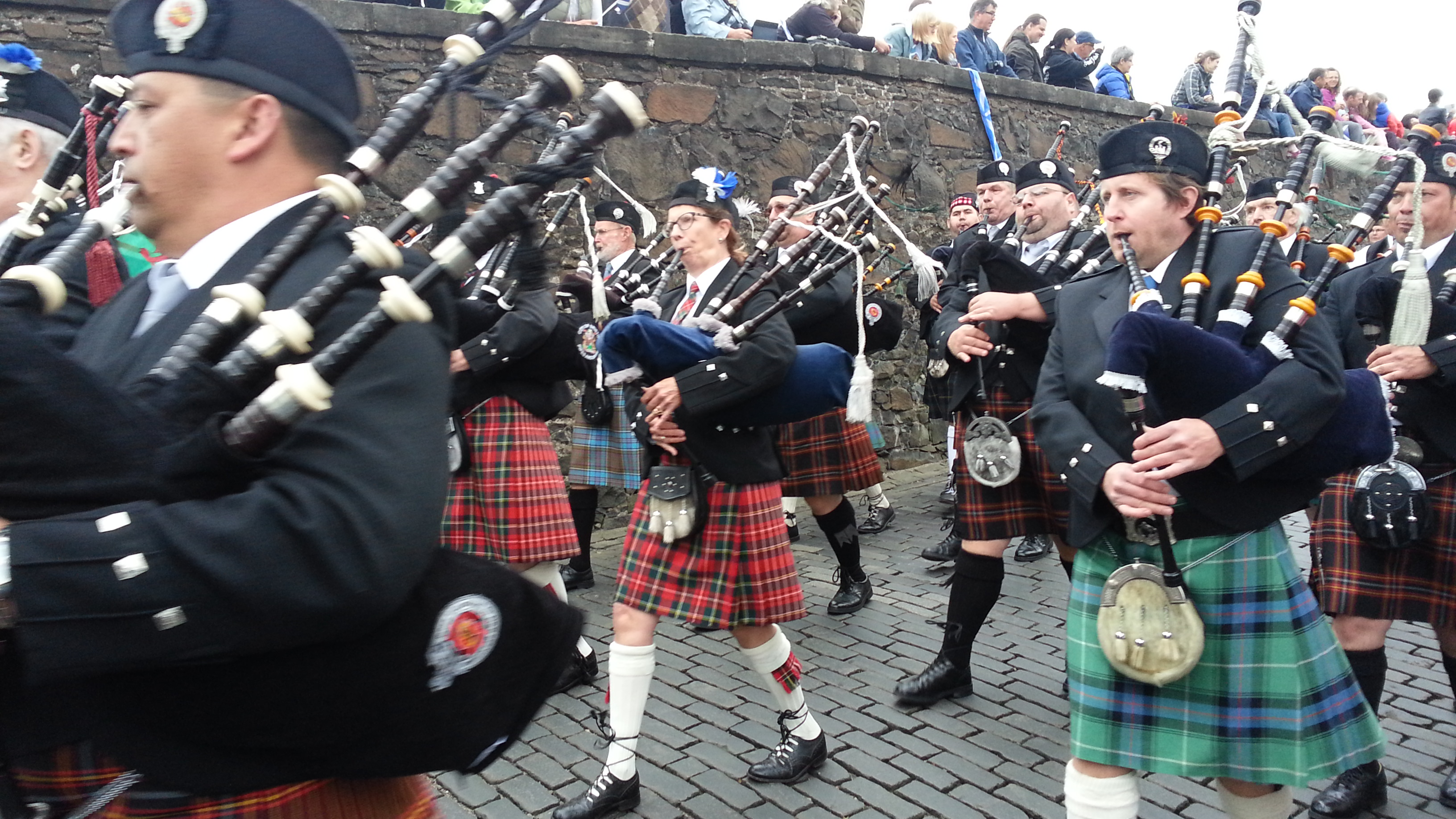 2014 Europe Trip Day 24 - Scotland (Crookston Castle, Paisley Missionary Flat (Walker Street), Lawn Bowling Pitch, Irn Bru, Church of the Holy Rude, Stirling Castle, 2014 Pipefest Stirling)