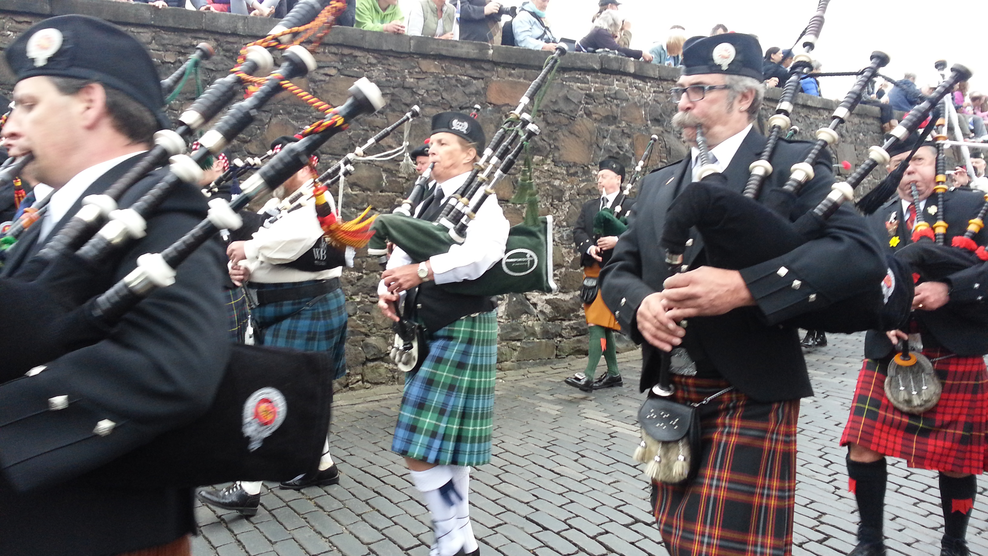 2014 Europe Trip Day 24 - Scotland (Crookston Castle, Paisley Missionary Flat (Walker Street), Lawn Bowling Pitch, Irn Bru, Church of the Holy Rude, Stirling Castle, 2014 Pipefest Stirling)