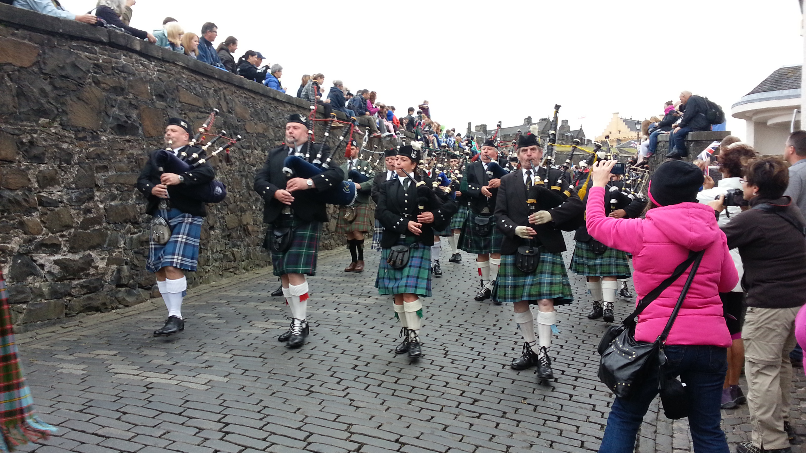 2014 Europe Trip Day 24 - Scotland (Crookston Castle, Paisley Missionary Flat (Walker Street), Lawn Bowling Pitch, Irn Bru, Church of the Holy Rude, Stirling Castle, 2014 Pipefest Stirling)