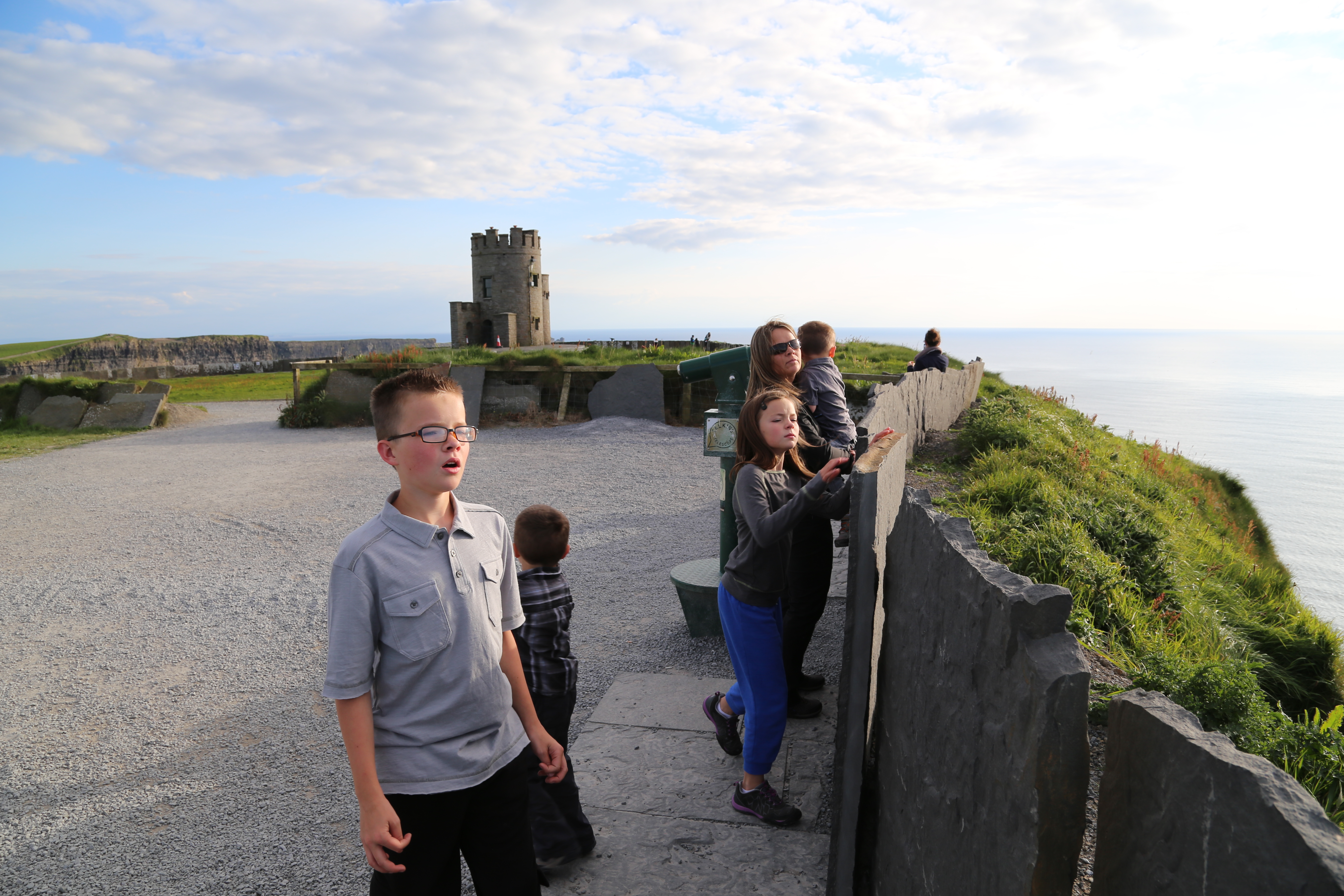 2014 Europe Trip Day 2 - Ireland (Shannon Airport, Bunratty Castle, Kenmare, Cliffs of Moher, Irish Stew, Live Irish Music)