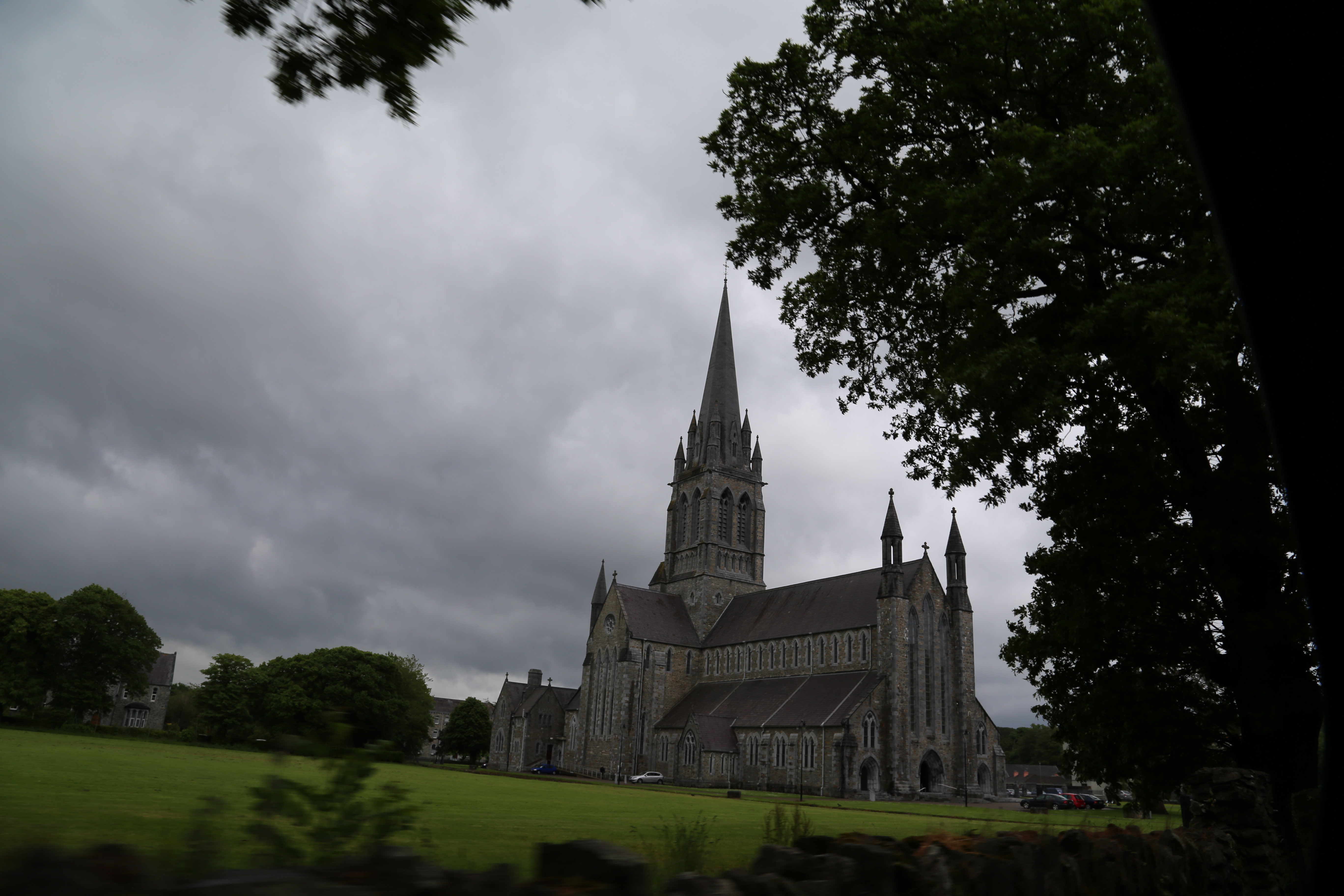 2014 Europe Trip Day 3 - Ireland (The Burren, Poulnabrone Portal Tomb Dolmen, Caherconnell Fort, Sheepdogs, Ring of Kerry, Killarney National Park, Muckross House, Torc Waterfall)