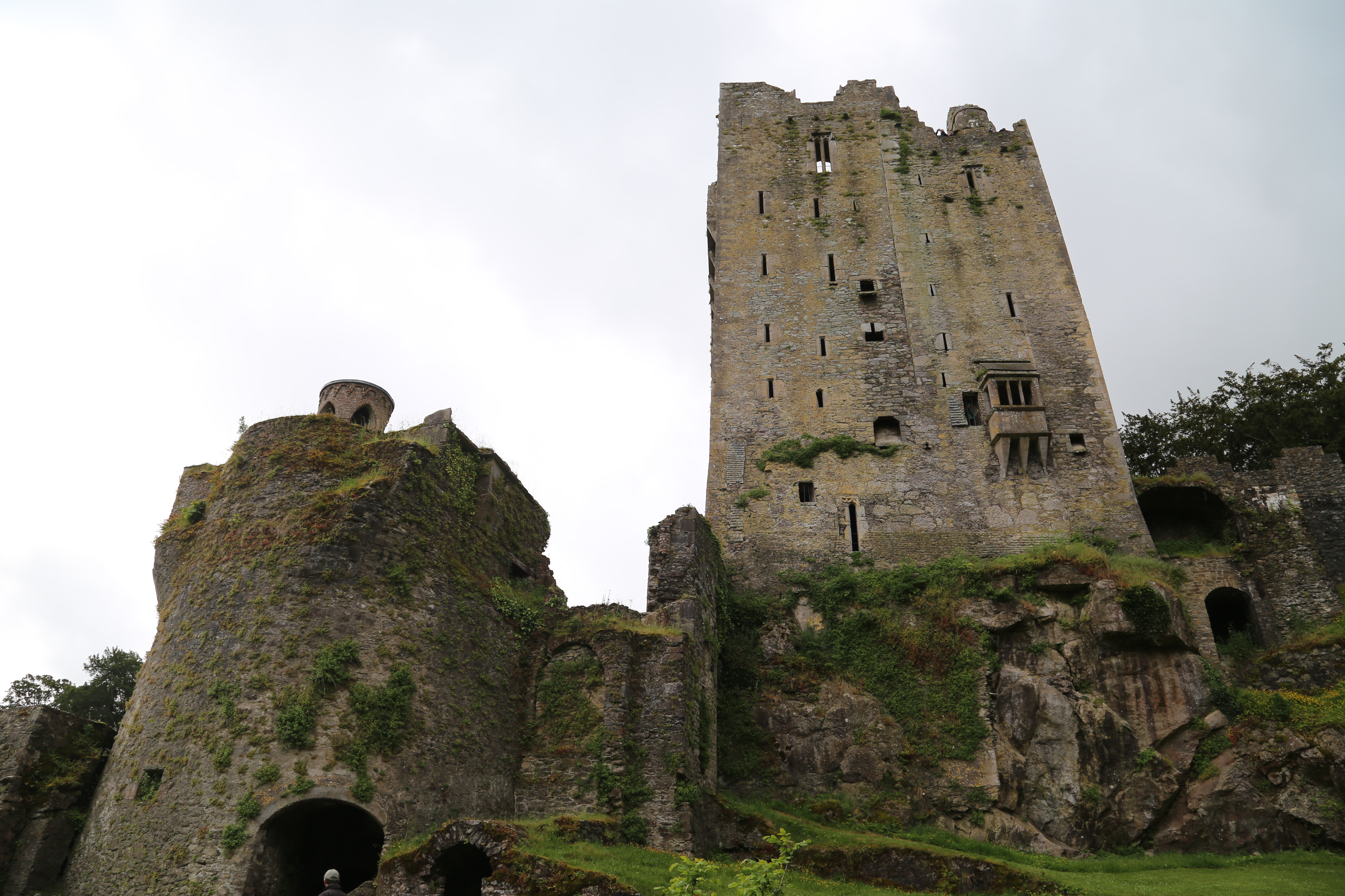 2014 Europe Trip Day 6 - Ireland (Blarney Castle, Kissing the Blarney Stone, Kinsale, Charles Fort, Lispatrick Lower Beach)