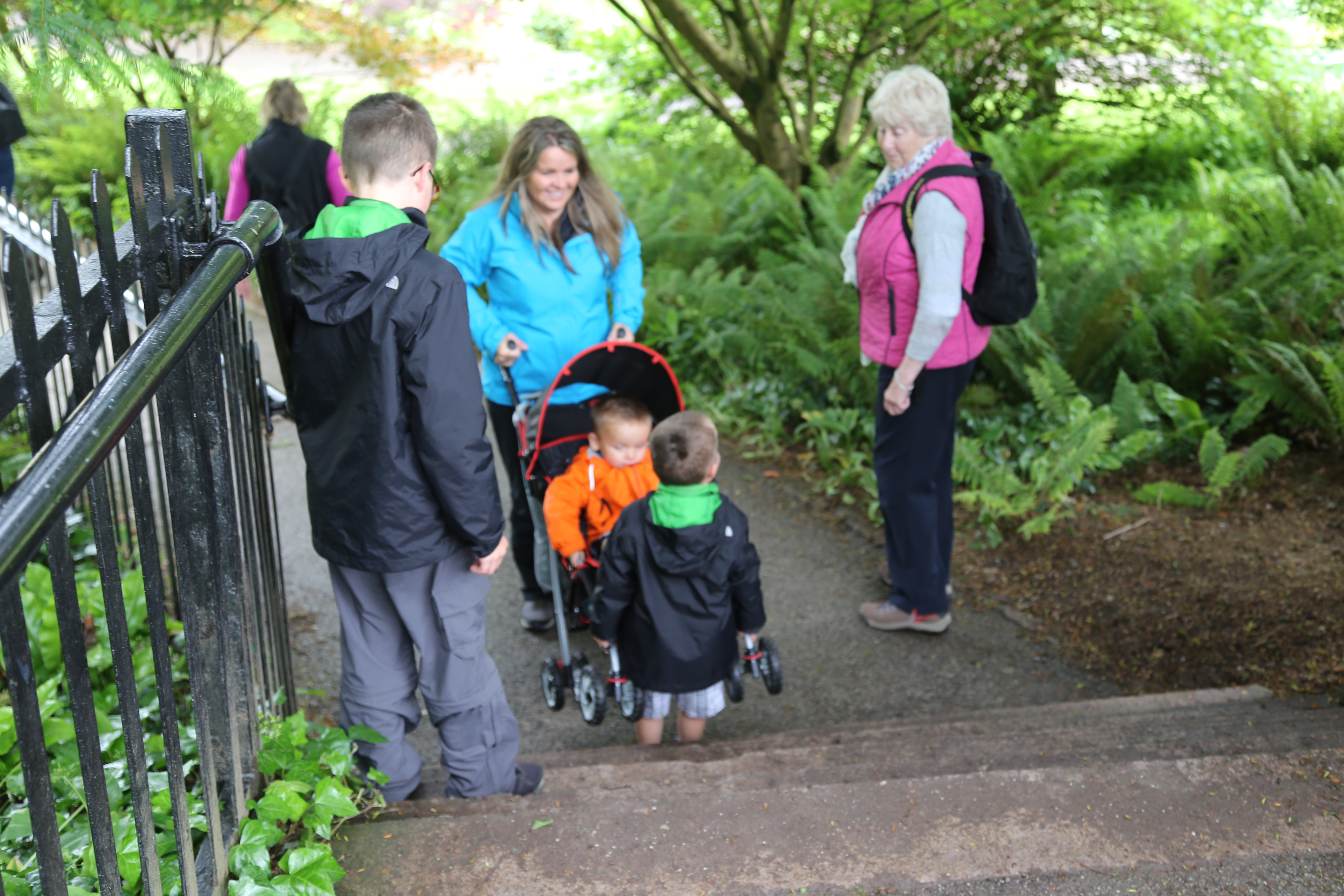 2014 Europe Trip Day 6 - Ireland (Blarney Castle, Kissing the Blarney Stone, Kinsale, Charles Fort, Lispatrick Lower Beach)