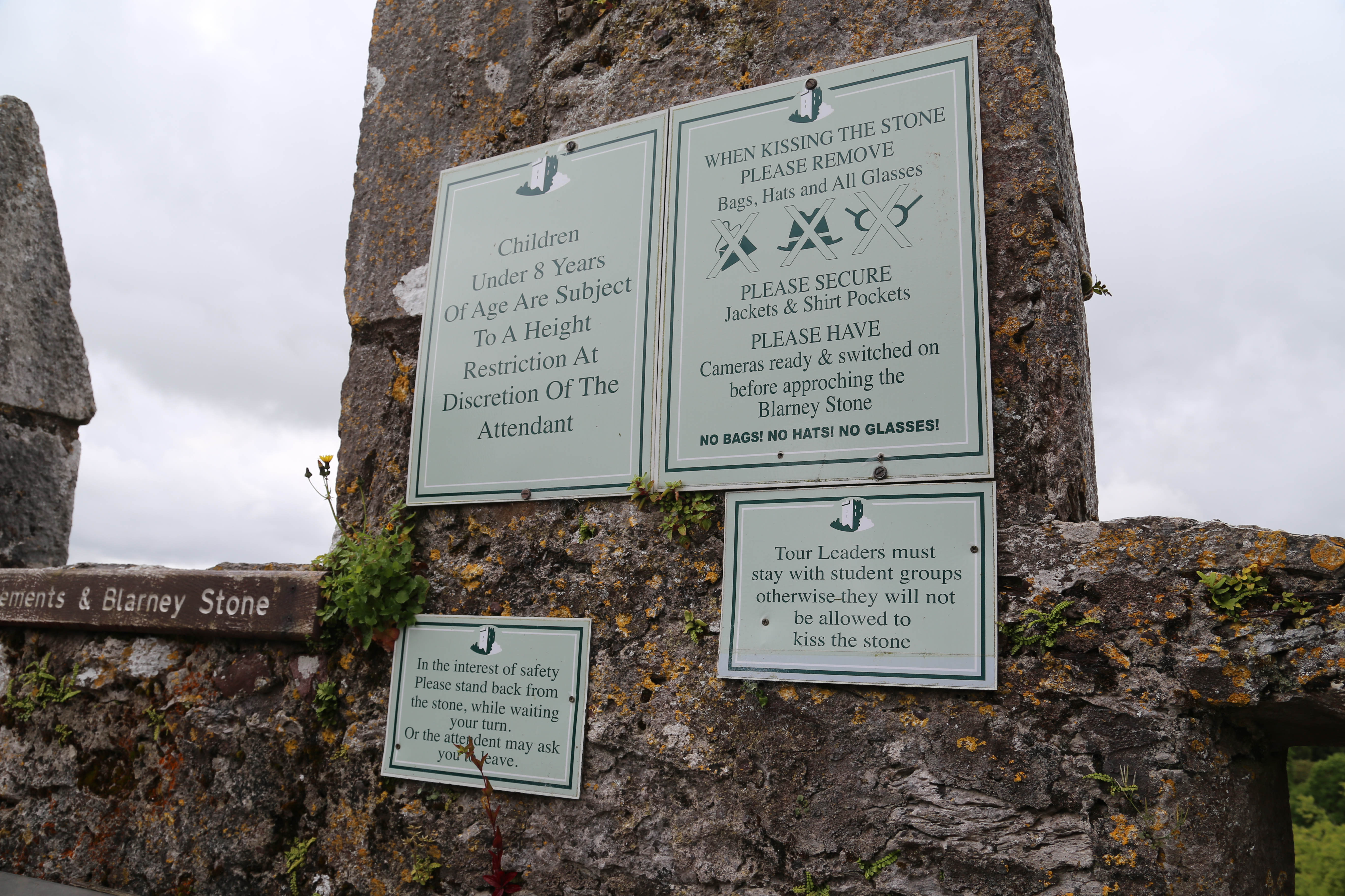 2014 Europe Trip Day 6 - Ireland (Blarney Castle, Kissing the Blarney Stone, Kinsale, Charles Fort, Lispatrick Lower Beach)