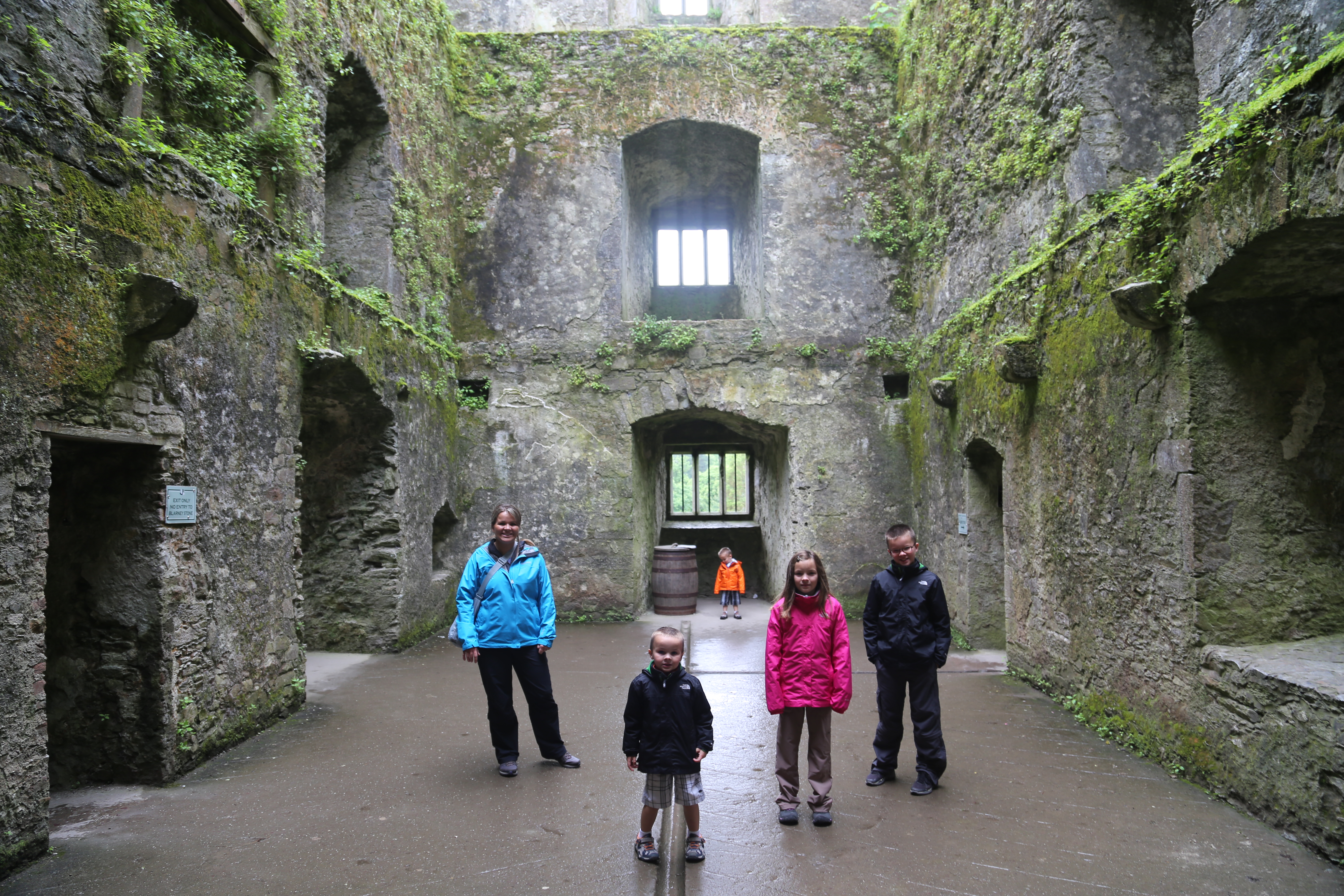 2014 Europe Trip Day 6 - Ireland (Blarney Castle, Kissing the Blarney Stone, Kinsale, Charles Fort, Lispatrick Lower Beach)