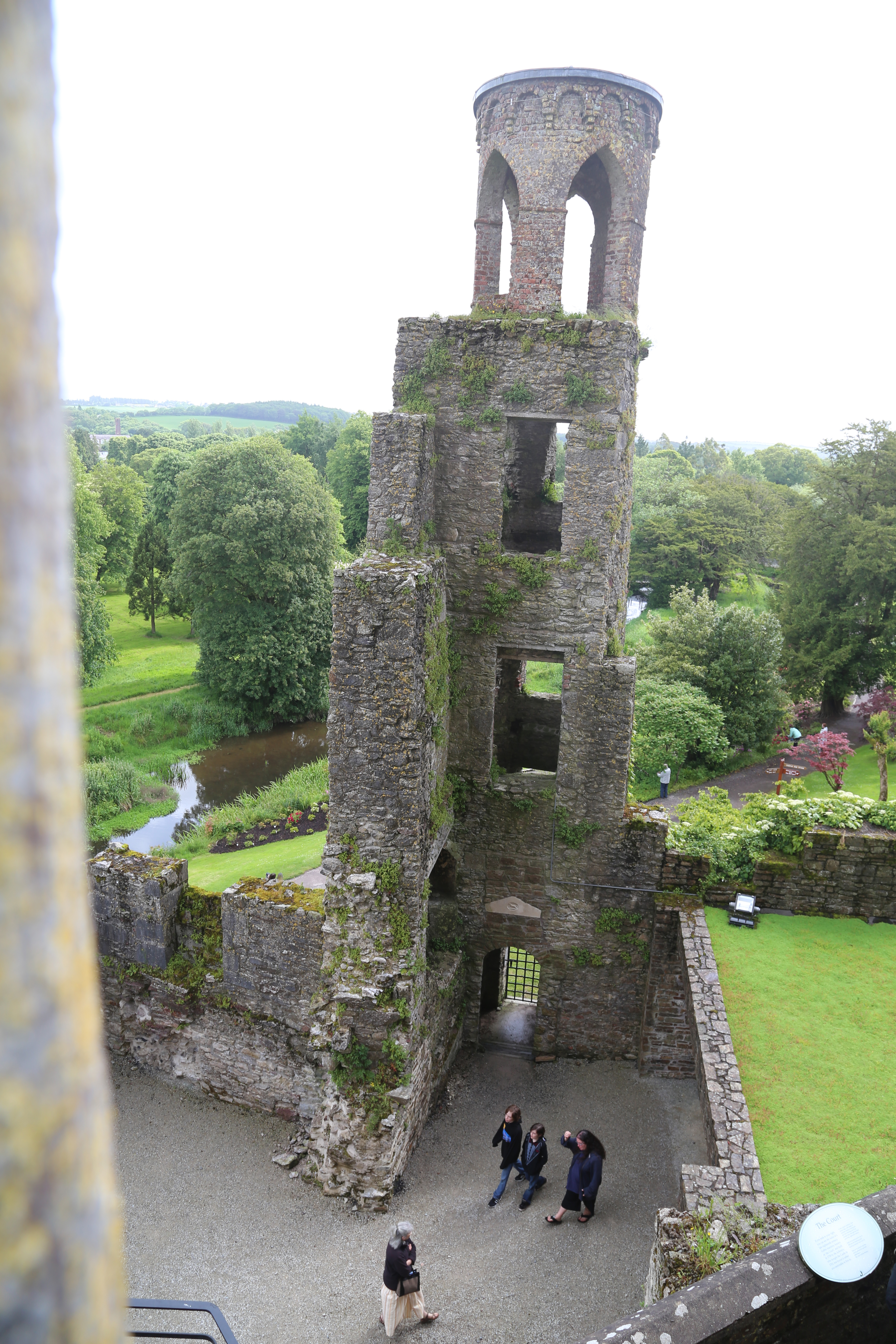 2014 Europe Trip Day 6 - Ireland (Blarney Castle, Kissing the Blarney Stone, Kinsale, Charles Fort, Lispatrick Lower Beach)