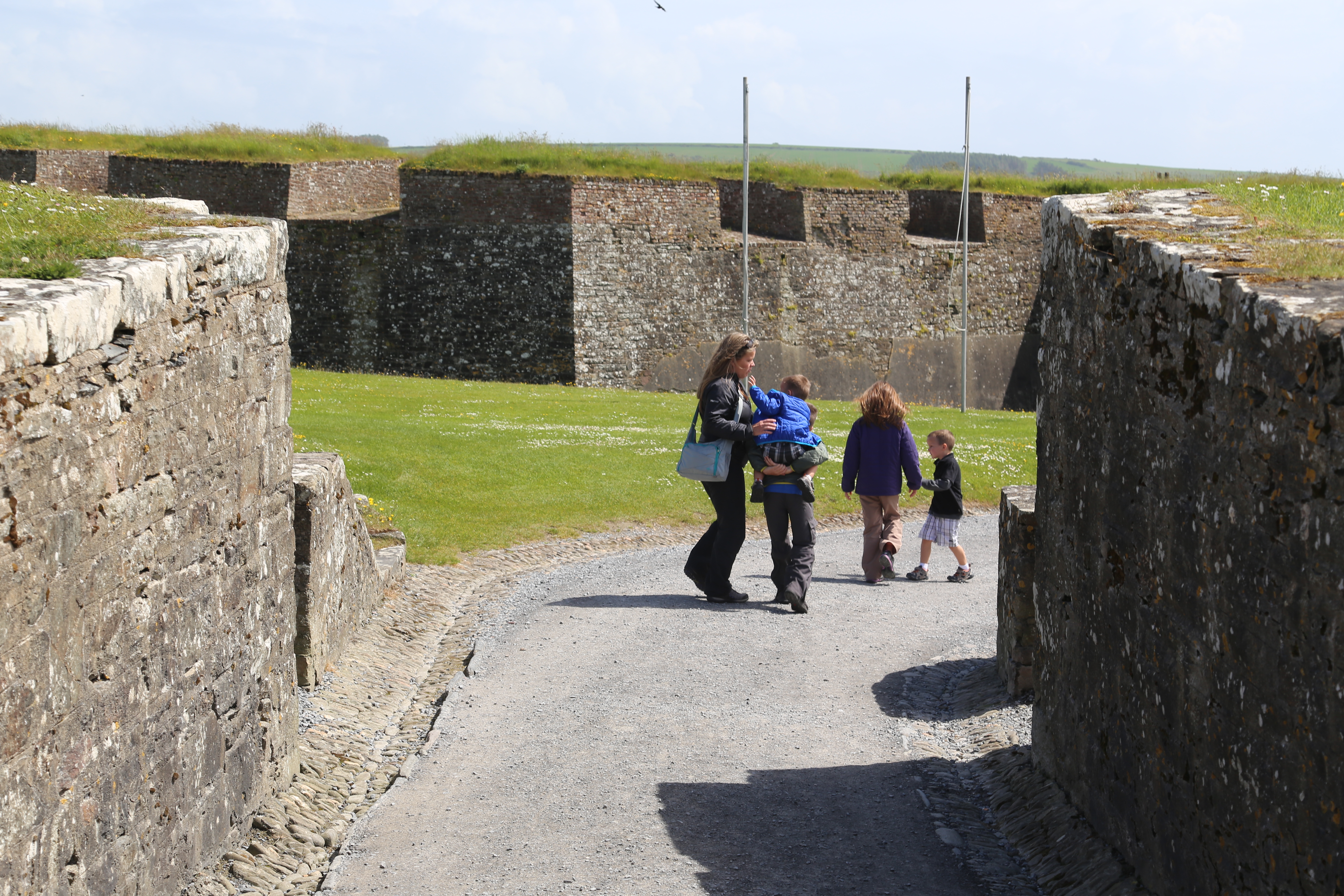 2014 Europe Trip Day 6 - Ireland (Blarney Castle, Kissing the Blarney Stone, Kinsale, Charles Fort, Lispatrick Lower Beach)