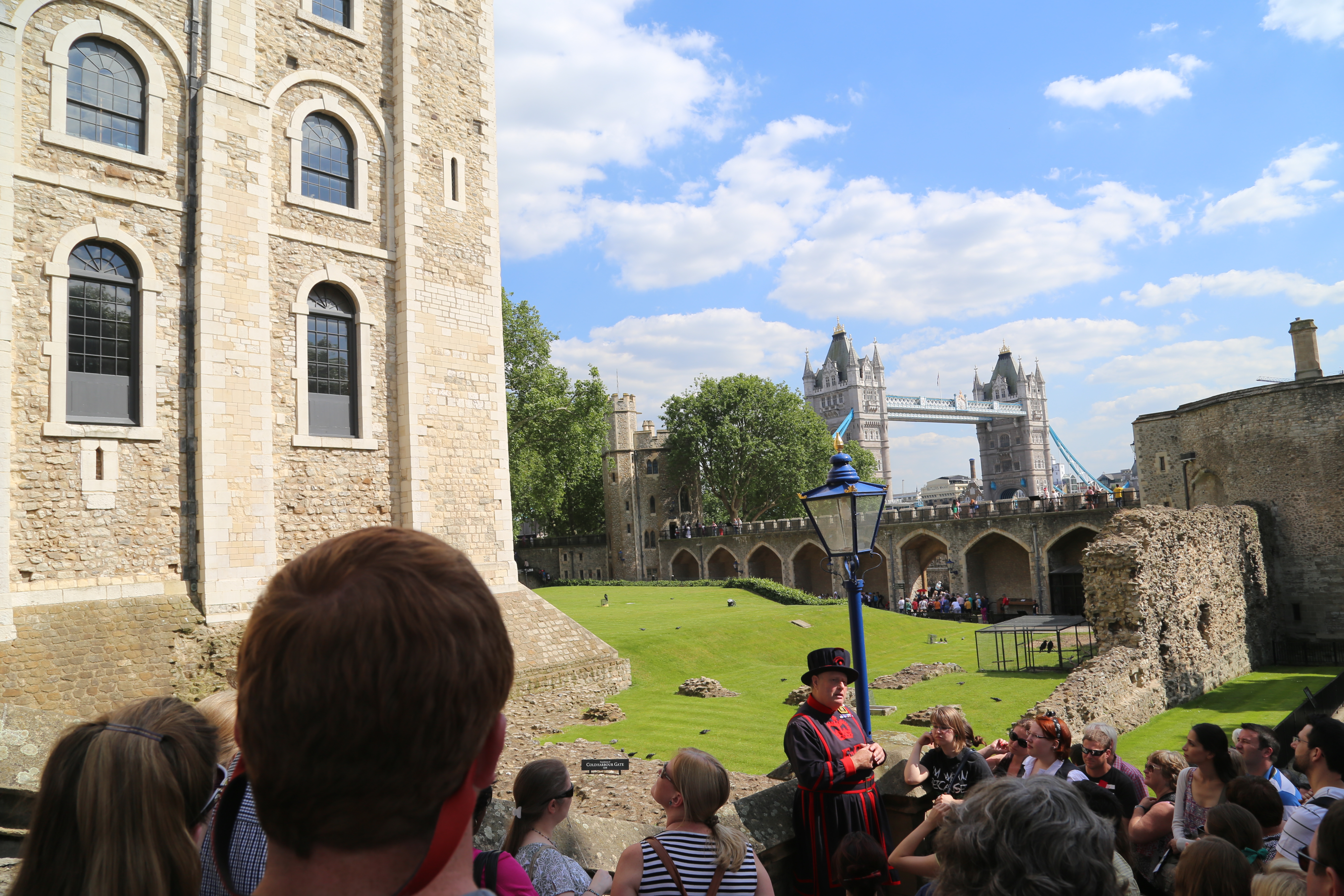 2014 Europe Trip Day 9 - England (The Original London Sightseeing Bus Tour, The Tower of London, Beefeater Tour, Tower Bridge, Big Ben, Parliament, Westminster Abbey, Indian Food, The Punky Toy!)