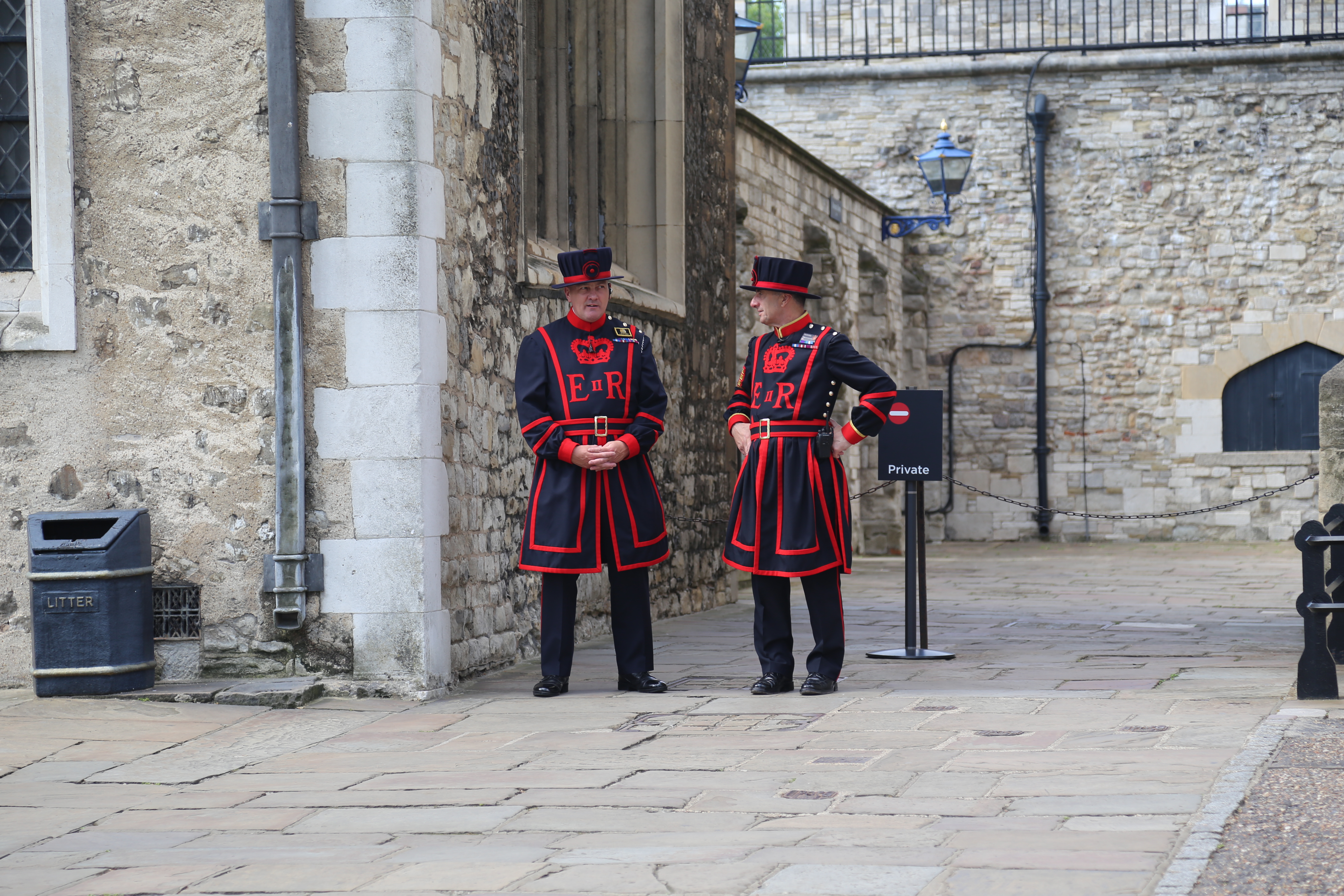 2014 Europe Trip Day 9 - England (The Original London Sightseeing Bus Tour, The Tower of London, Beefeater Tour, Tower Bridge, Big Ben, Parliament, Westminster Abbey, Indian Food, The Punky Toy!)