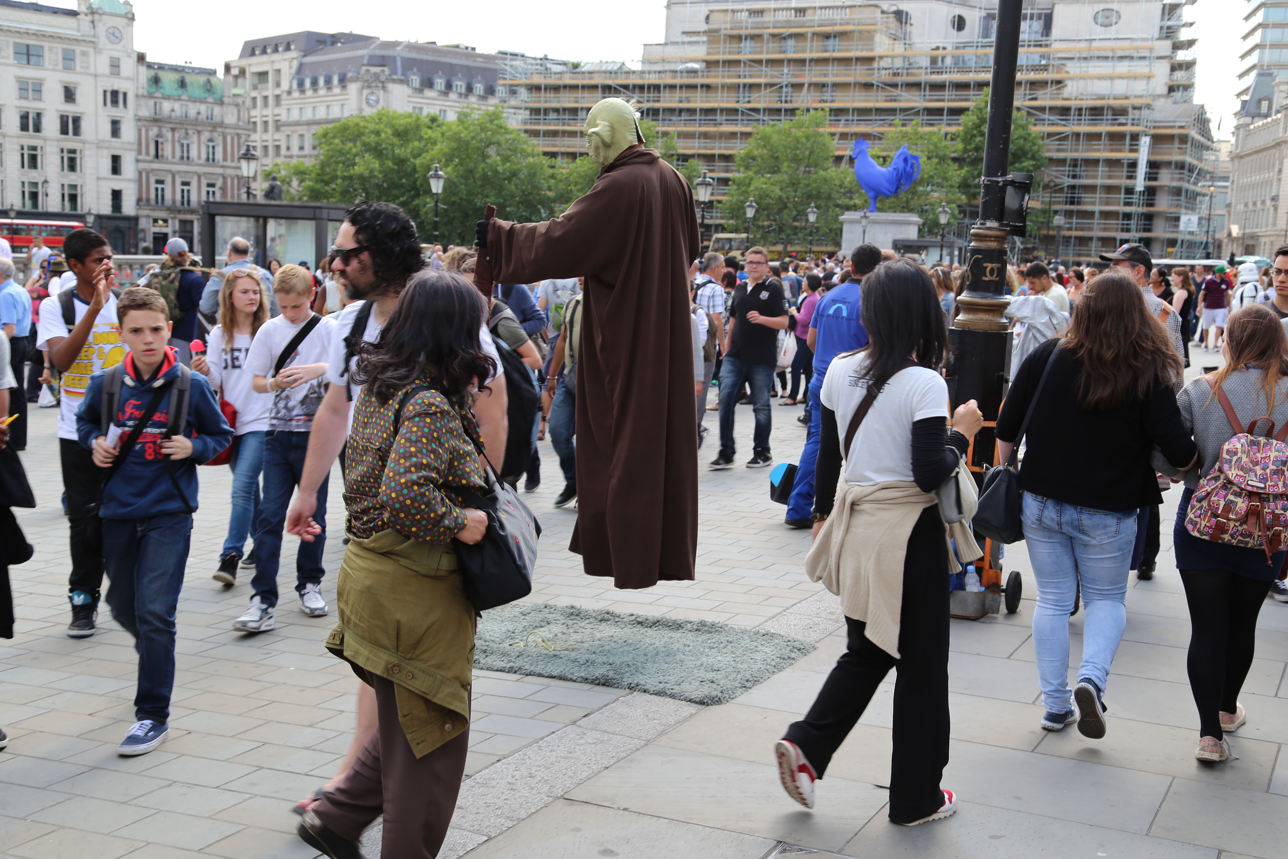 2014 Europe Trip Day 10 - England (J.K. Rowling Home, Changing of the Guard - Buckingham Palace, Hamleys of London (Oldest & Largest Toy Shop in World), Piccadilly Circus, Leicester Square, Trafalgar Square, Big Ben, Indian Food, Tunnock's Caramel Wafers)