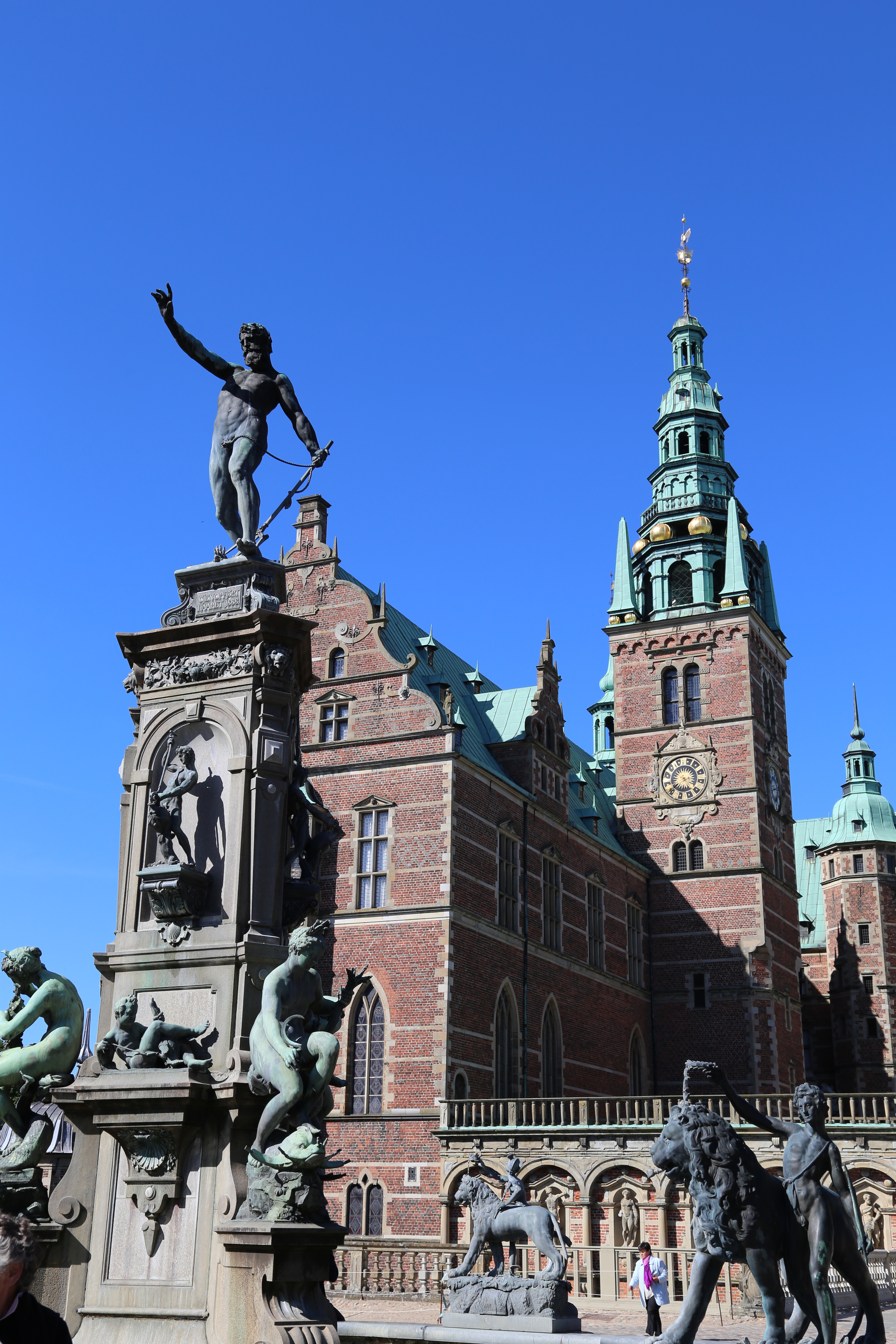 2014 Europe Trip Day 11 - Denmark (Visiting Kaare, Andrea, Jonas, & Anna, Frederiksborg Palace, Carl Bloch Paintings, Dressing up, Danish Ice Cream with Guf, Pasta with Ketchup, Stegt Kylling (Roast Chicken), Strawberries & Danish Summer Cream (Koldskal))